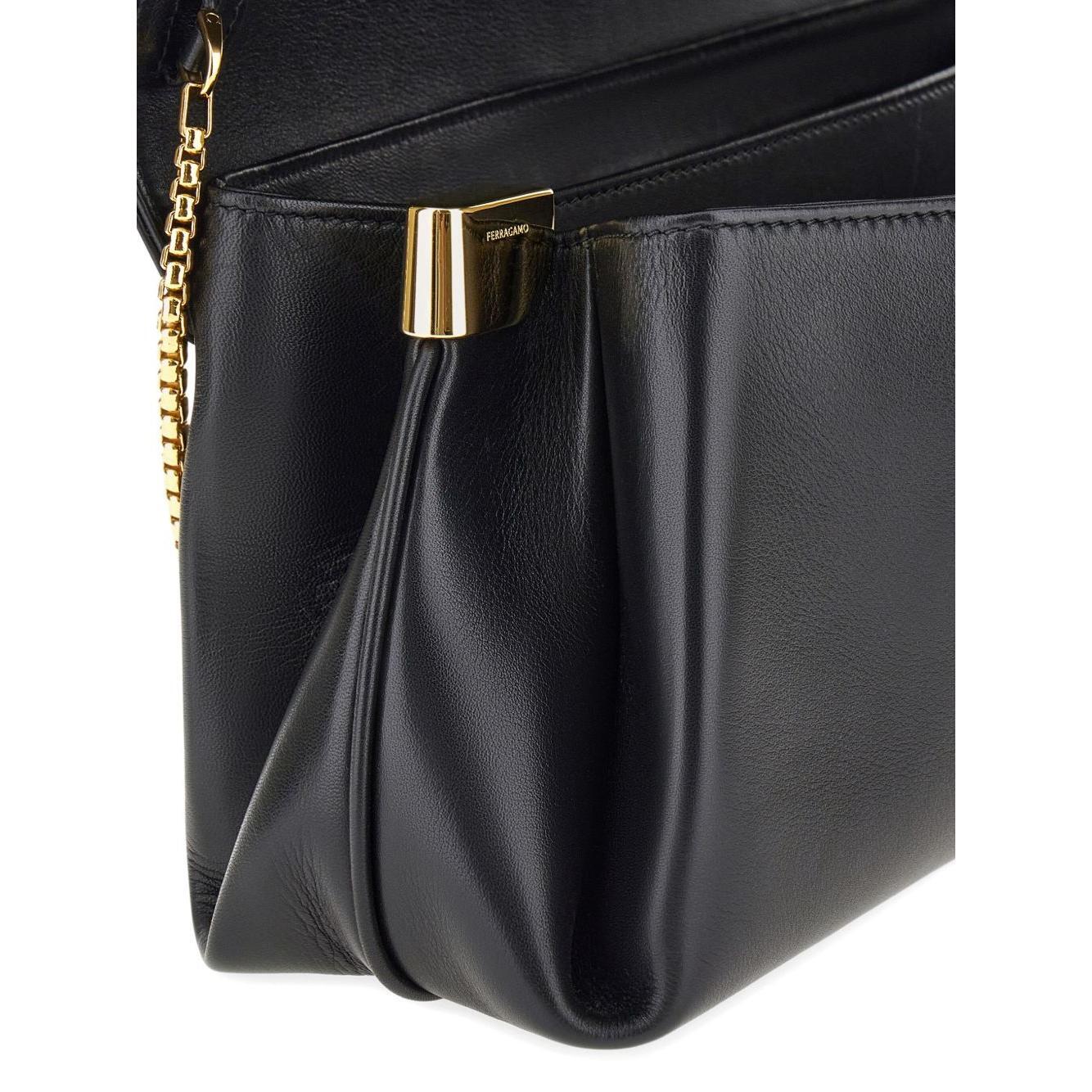 Ferragamo Medium Front Flap Soulder Bag 219794777229001-P25