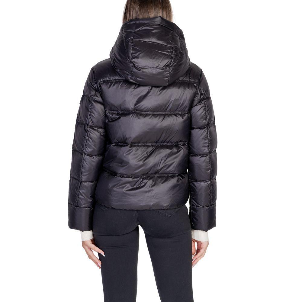 Peuterey Black Polyamide Jackets & Coat PE-15559400009-46