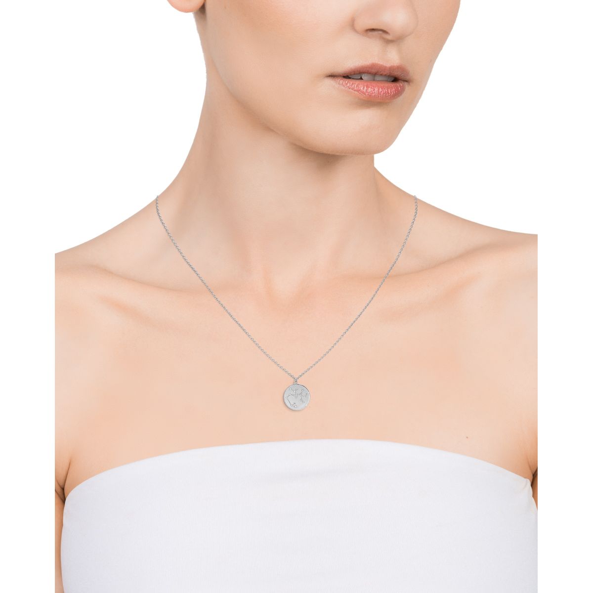 VICEROY JEWELS Mod. 61014C000-38SA silver necklace for ladies showcased on a model's neck, elegant design, official packaging.