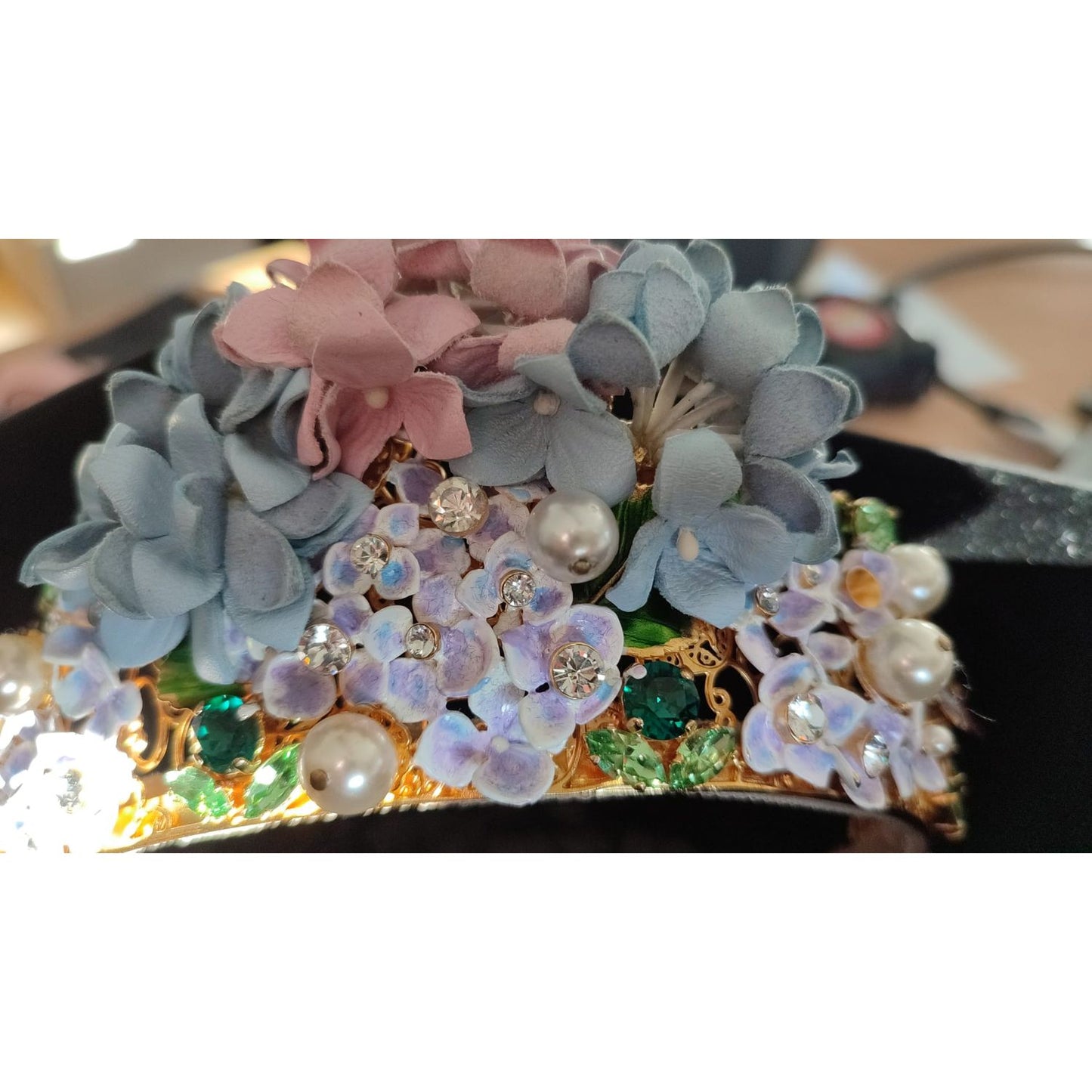 Dolce & Gabbana Gold Crystal Purple Hortensia Headband Crown Diadem SMY100489