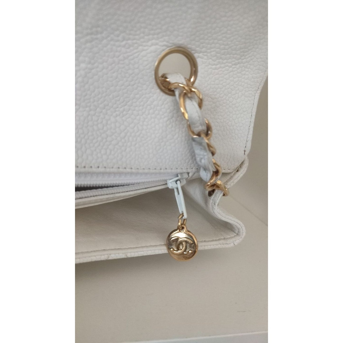 Chanel White Medium Classic DIANA Shoulder Bag Gold Plated Purse CHA40
