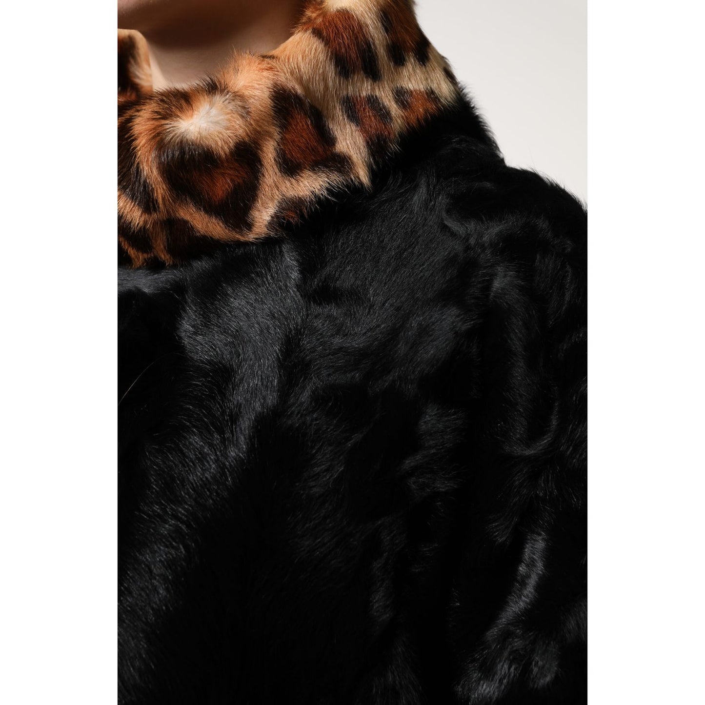 Dolce & Gabbana Black Lamb Fur Short Women Coat Jacket TSH1933-36