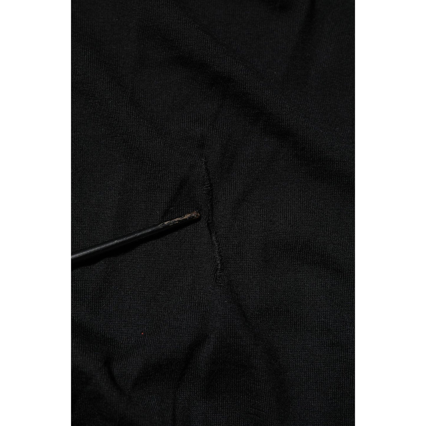 Dolce & Gabbana Black Cashmere V-Neck Long Sleeves T-shirt TSH90541-50