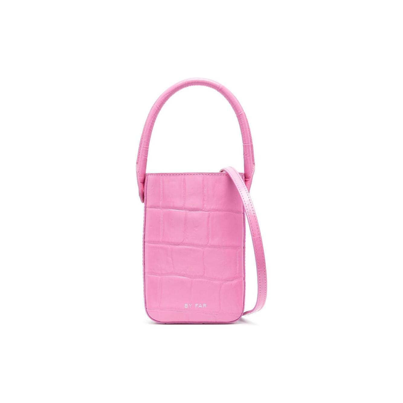Front view with bag zipped and handles upright.