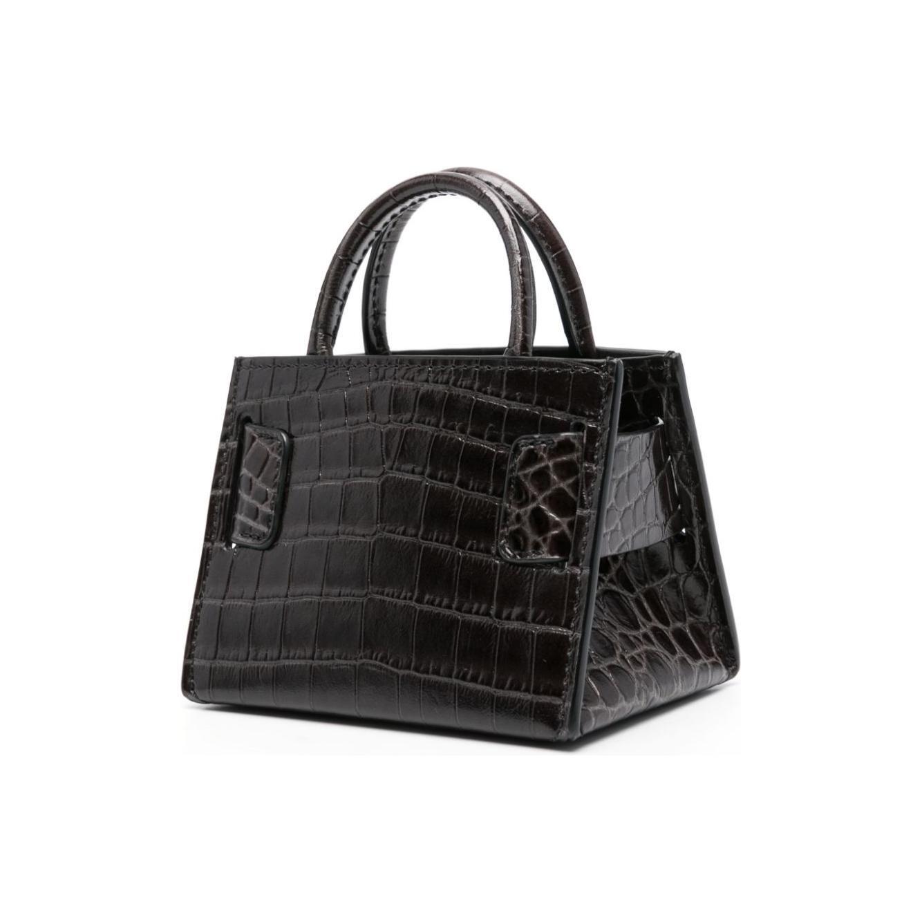 Front view with bag zipped and handles upright.