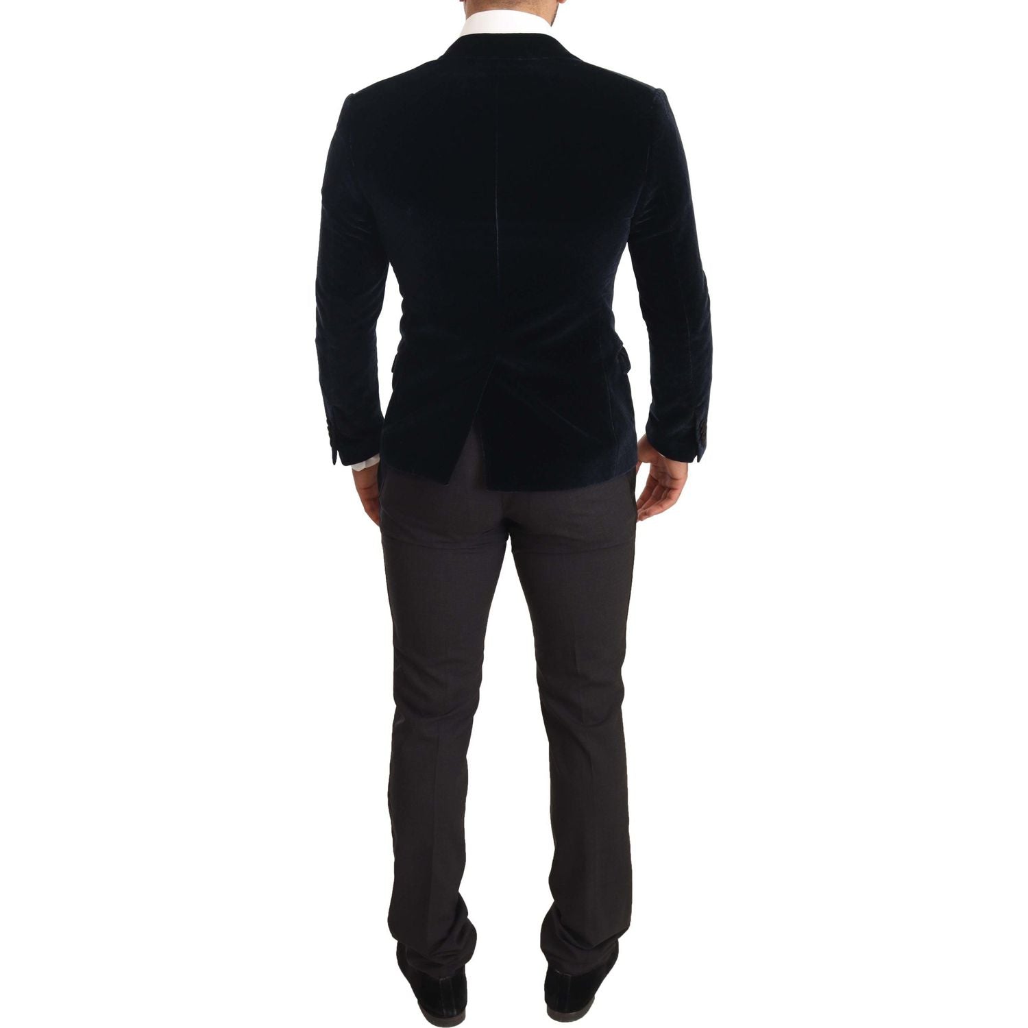 بدلة مخملية أنيقة مكونة من قطعتين باللون الأزرق من دولتشي آند غابانا