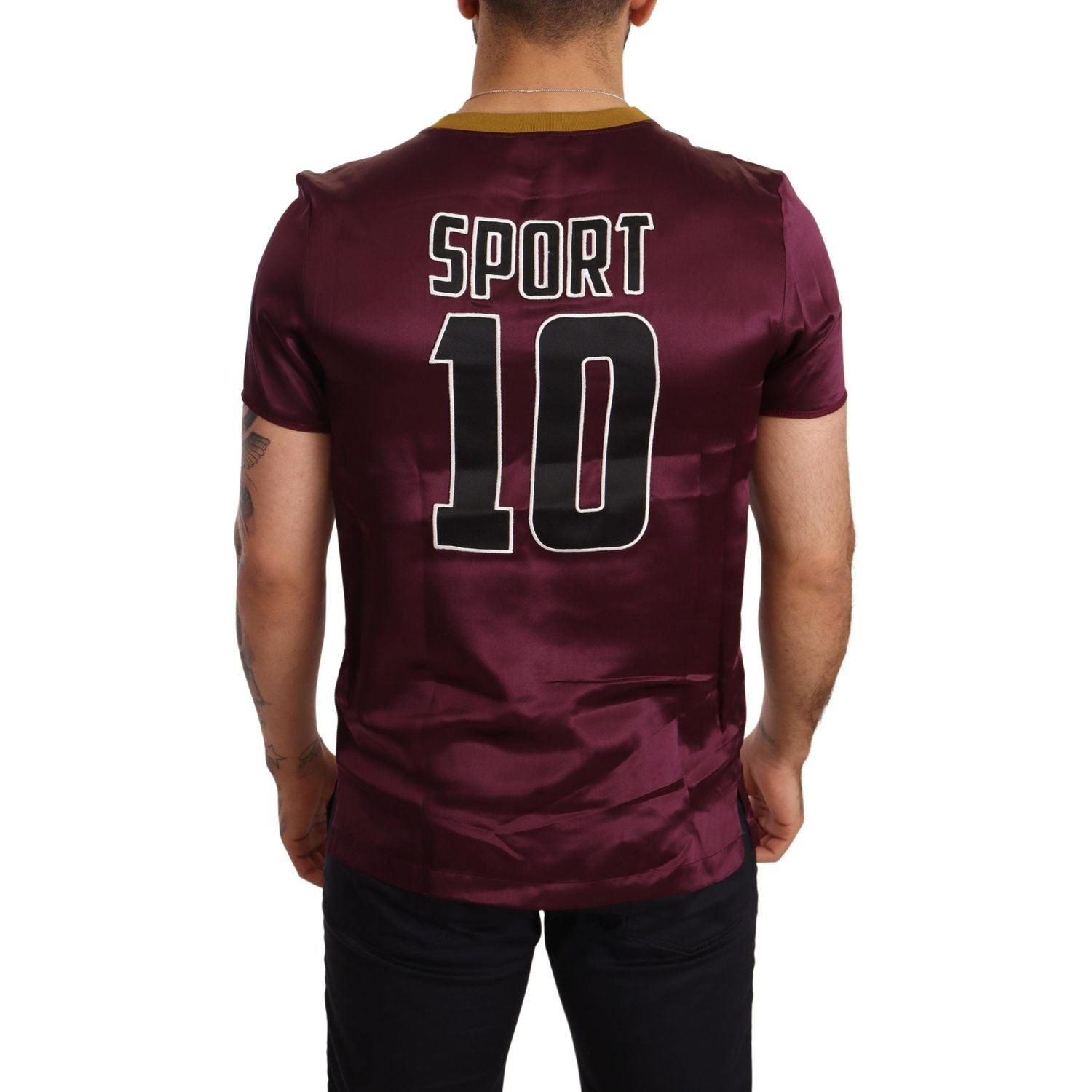 تي شيرت دولتشي آند غابانا الأنيق من الحرير باللون الأرجواني بأكمام قصيرة