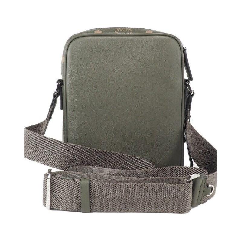 حقيبة كروس بودي متعددة الوظائف من MCM Klassik Mini Sea Turtle Visetos مصنوعة من الجلد المختلط باللون الأخضر