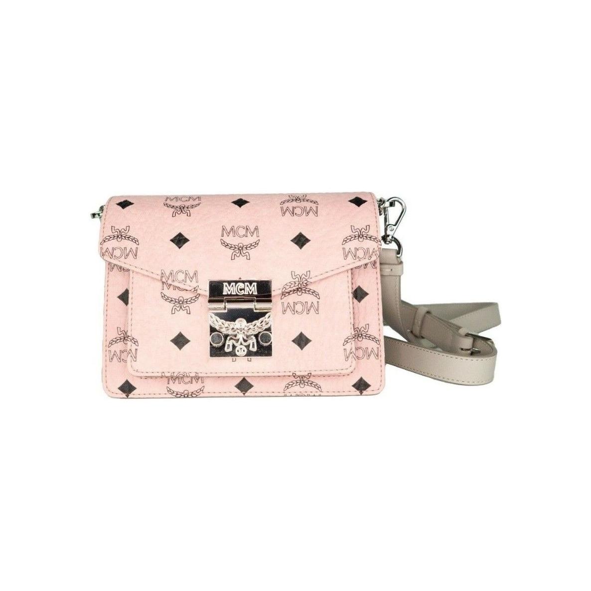 حقيبة يد صغيرة من الجلد باللون الوردي الناعم من MCM مزودة بقفل خلفي