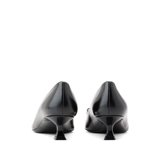Ferragamo New Vara leather pumps 01H450768707001-P25