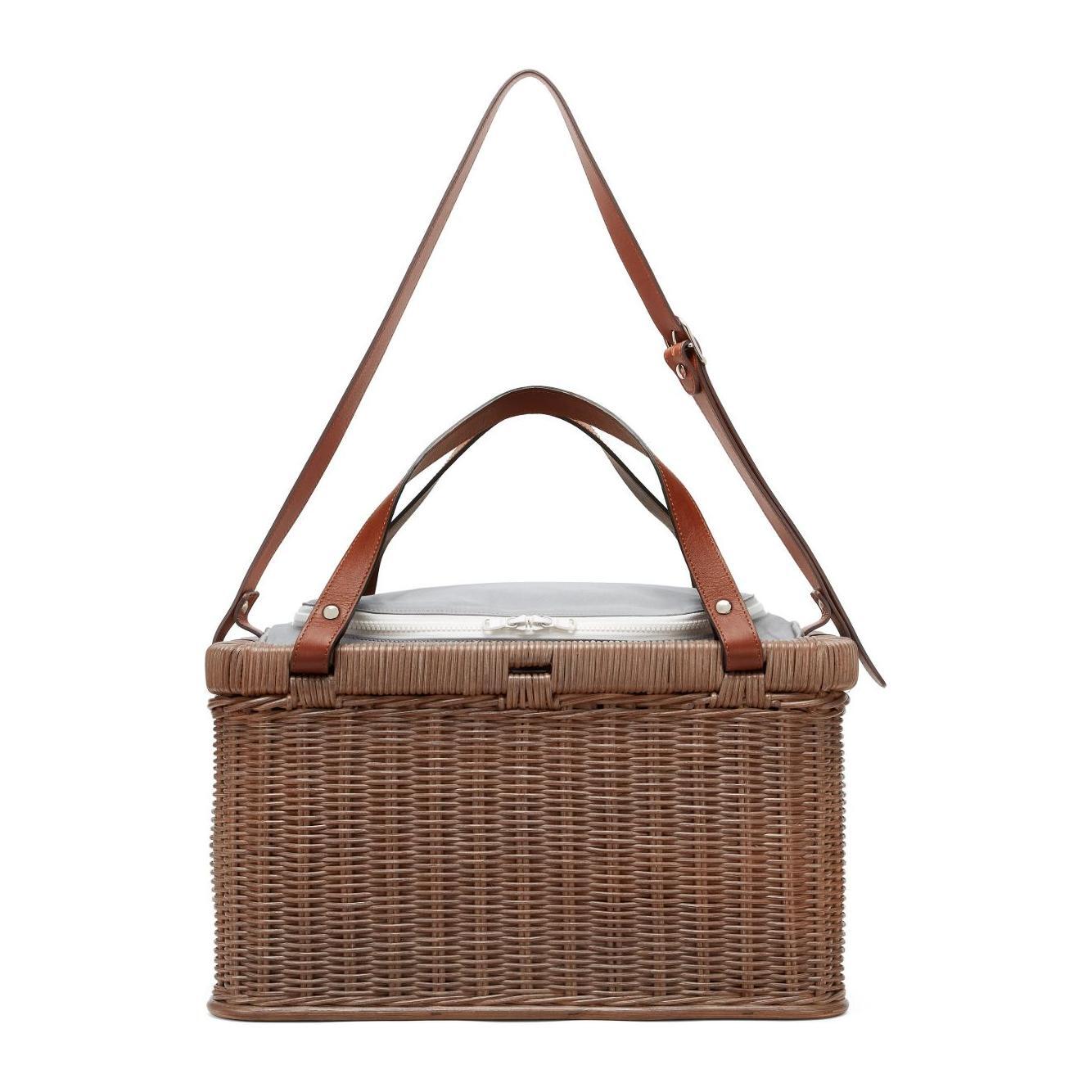 Front view with bag zipped and handles upright.