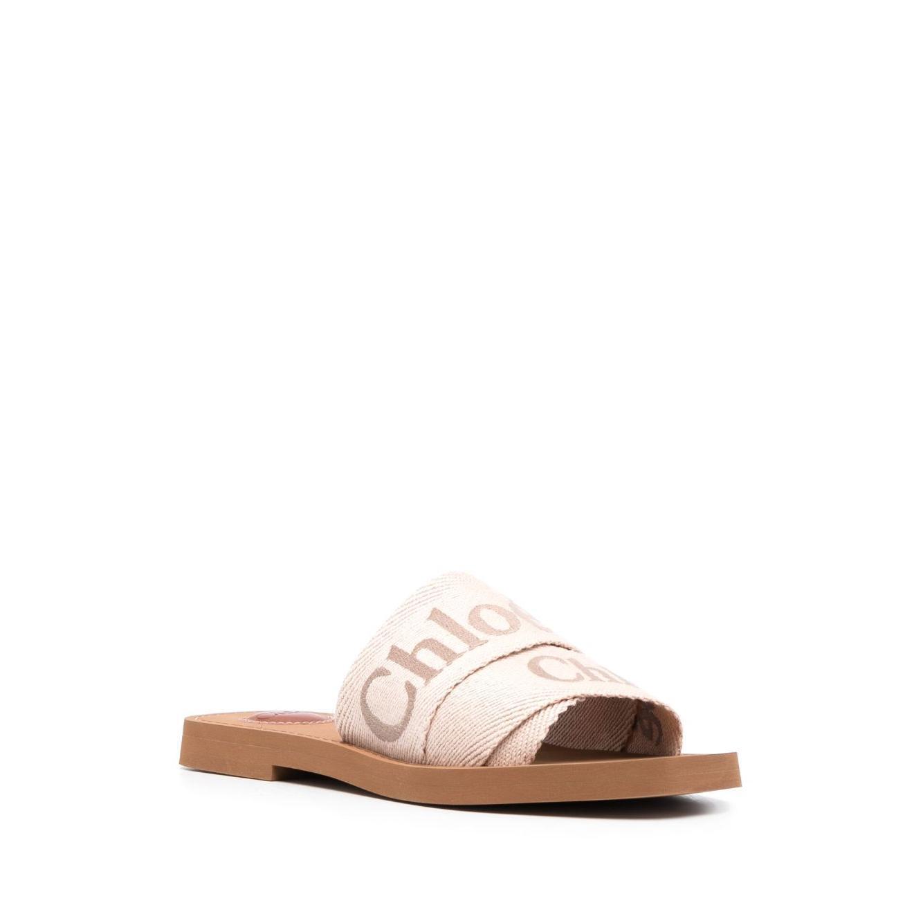 Chloé Chloè Sandals Beige CHC23U188EF26Y-AI25