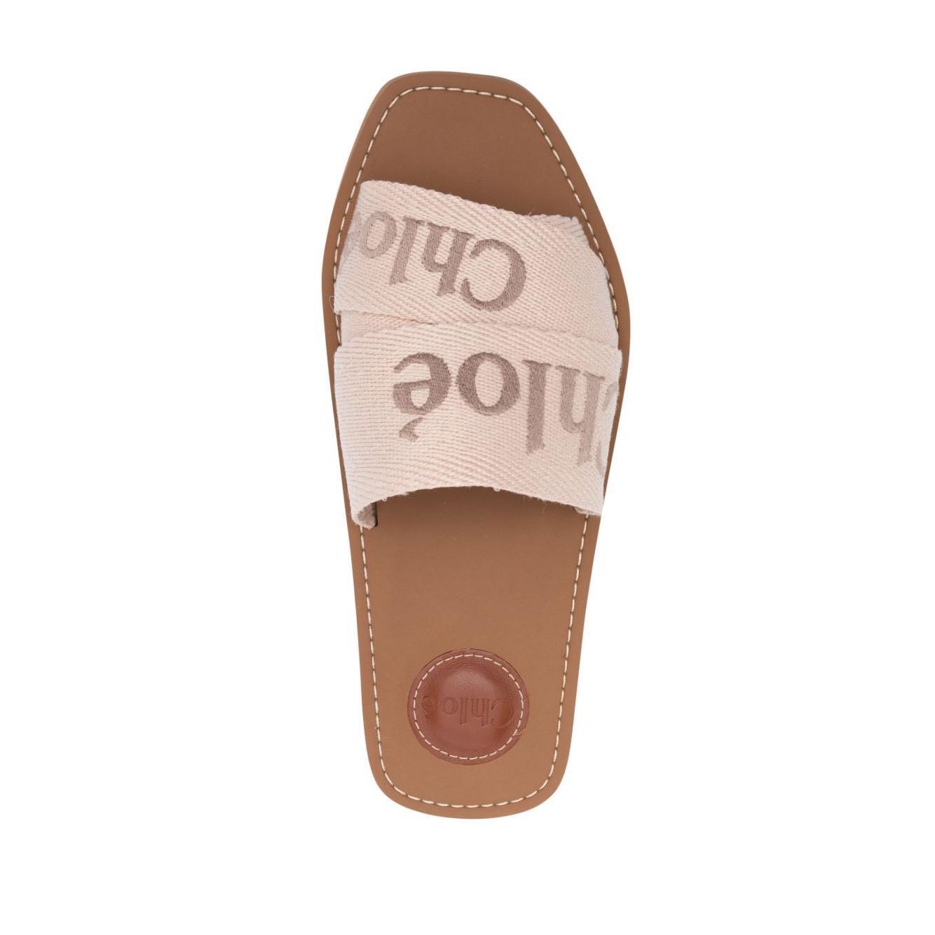 Chloé Chloè Sandals Beige CHC23U188EF26Y-AI25