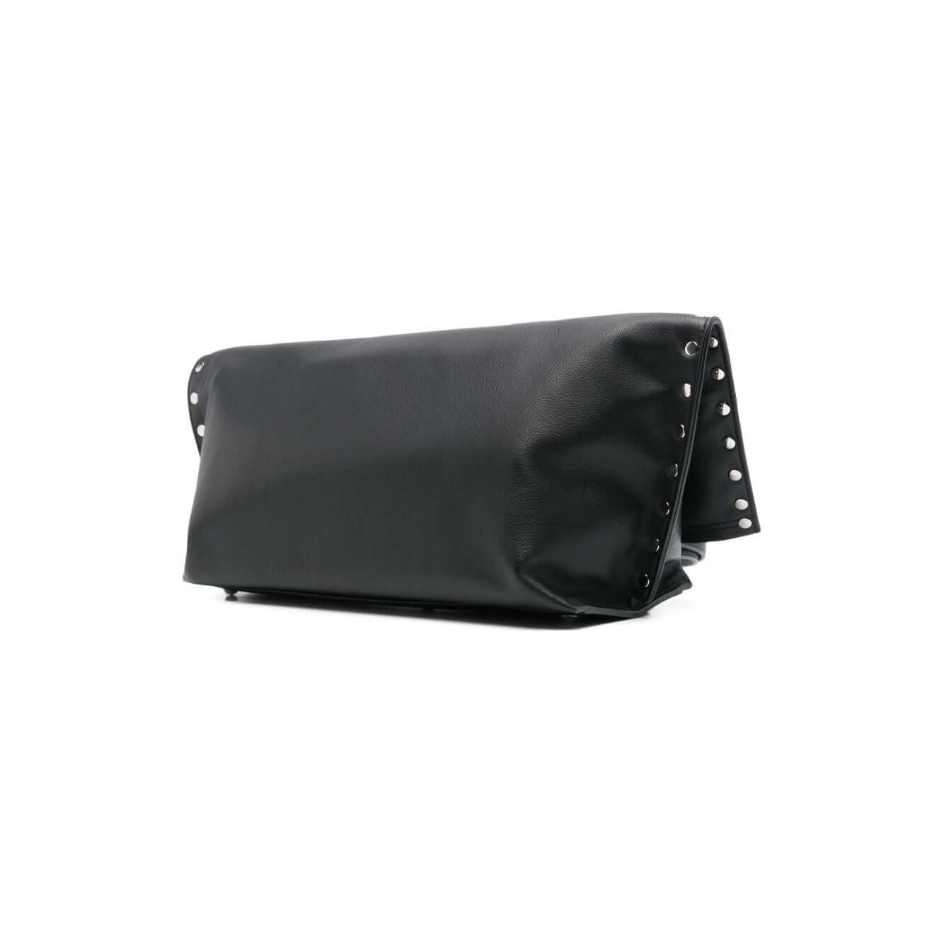 Front view with bag zipped and handles upright.