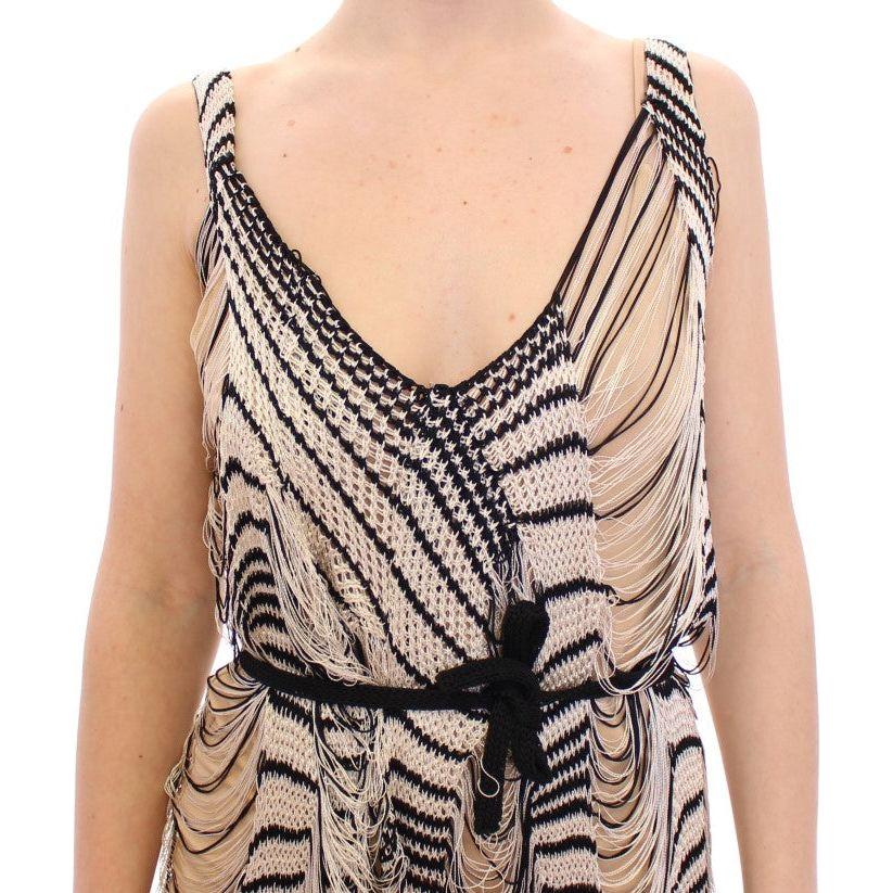 فستان أليس بالمر المصنوع يدويًا باللونين الأسود والأبيض