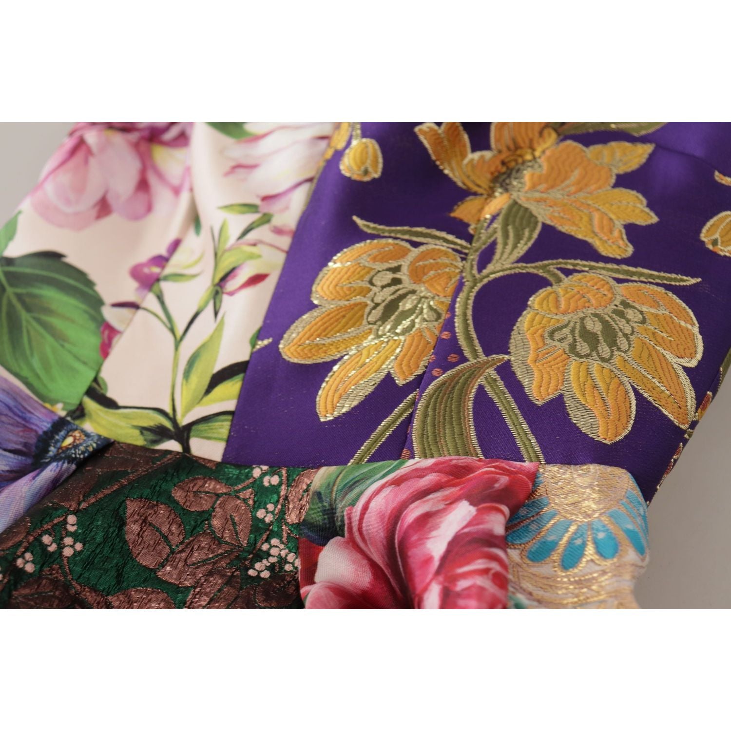 فستان من مزيج الحرير من دولتشي آند غابانا