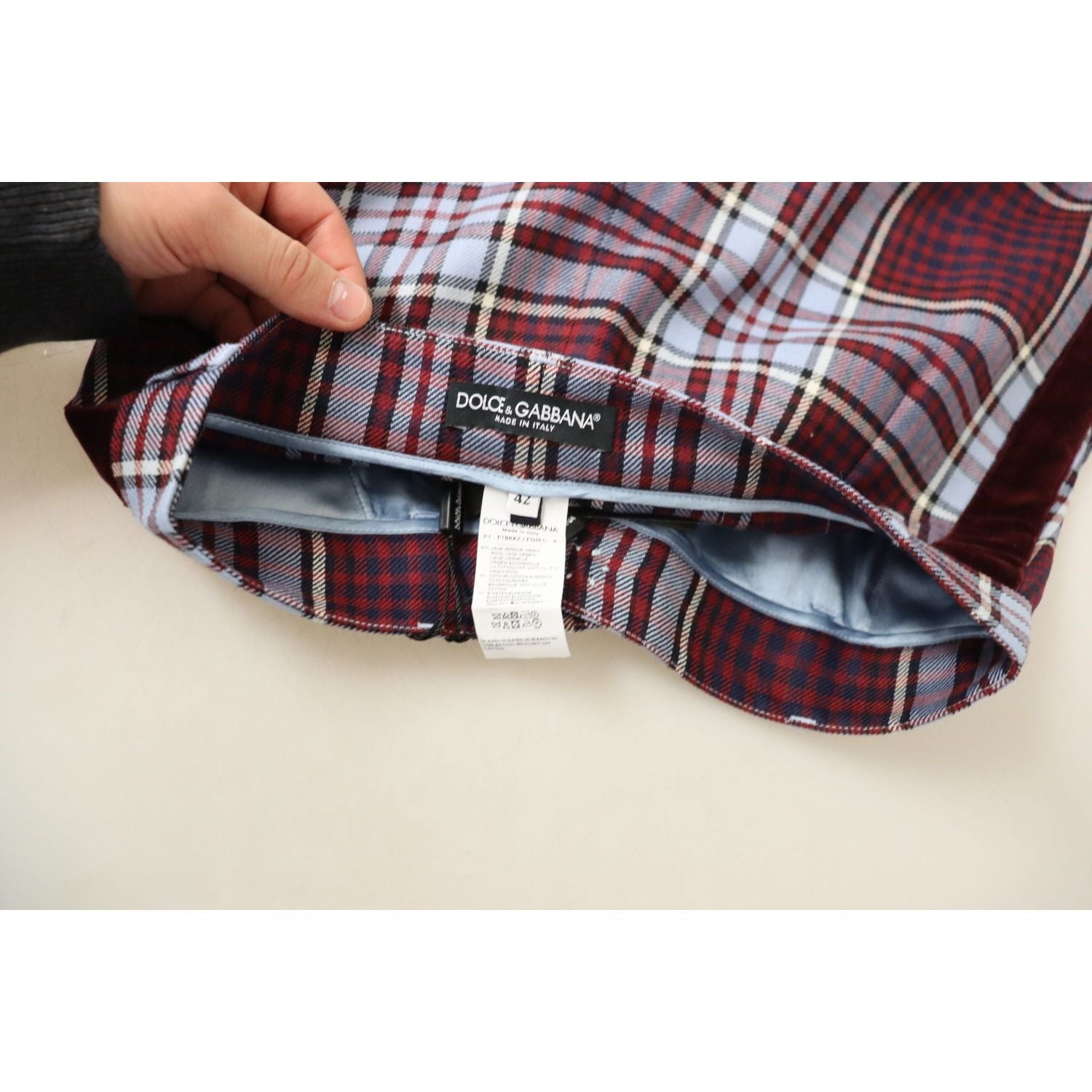 بنطلون دولتشي آند غابانا الأنيق المصنوع من مزيج الصوف بخصر مرتفع