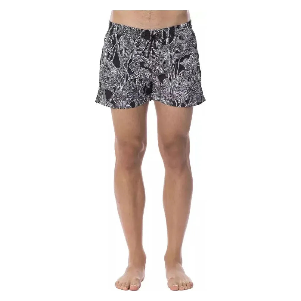 ملابس السباحة الرياضية للرجال من روبرتو كافالي باللون الأسود من البوليستر