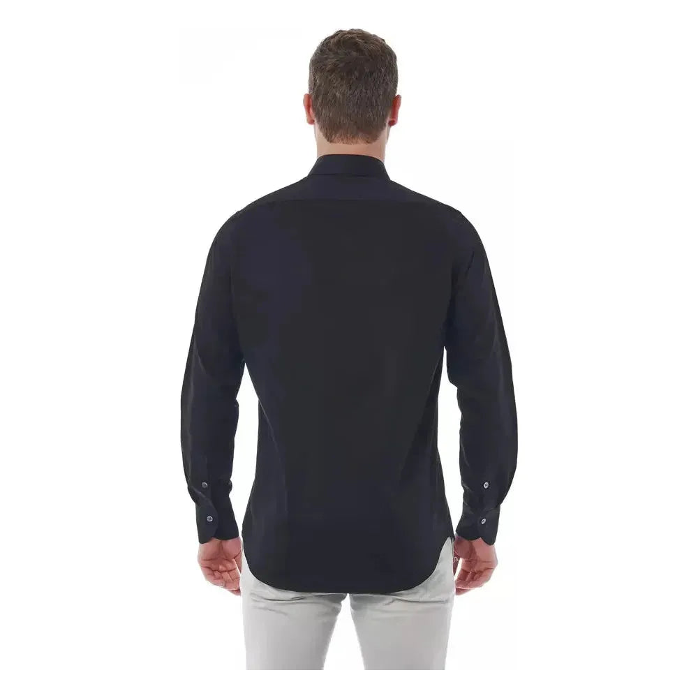 قميص رجالي من القطن باللون الأسود من باجوتا