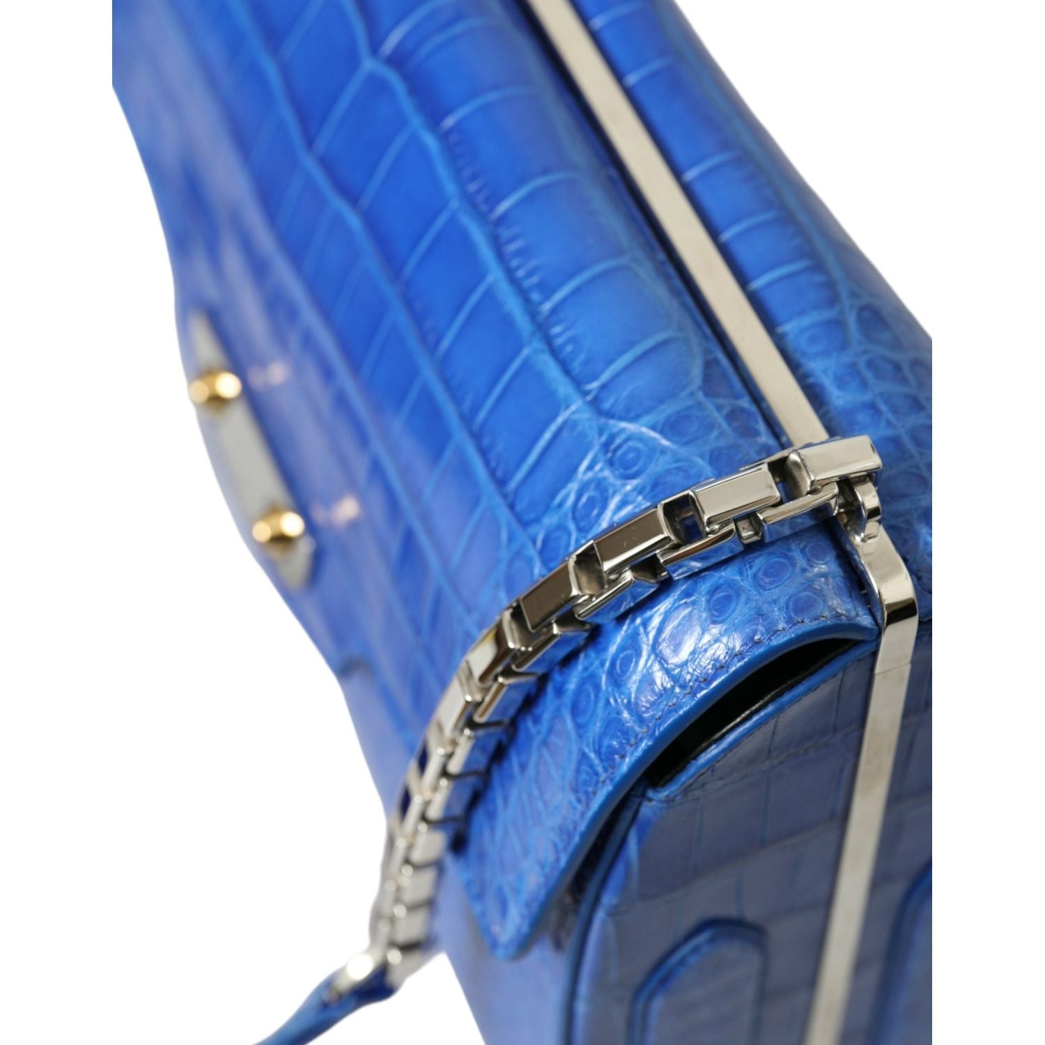 حقيبة كتف أنيقة من جلد التمساح من Balenciaga