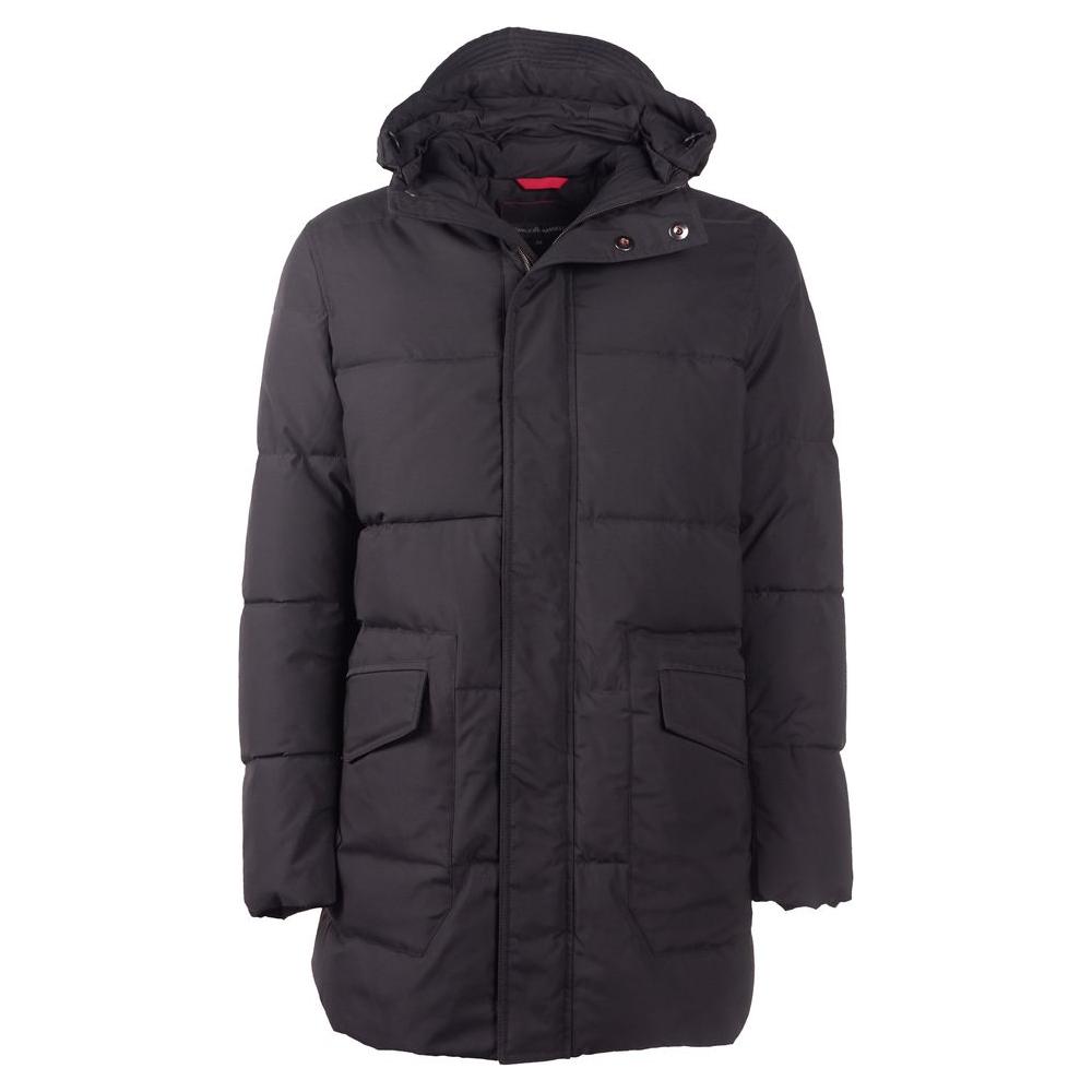 سترة سوداء أنيقة بغطاء للرأس من تصميم إميليو رومانيلي للرجال