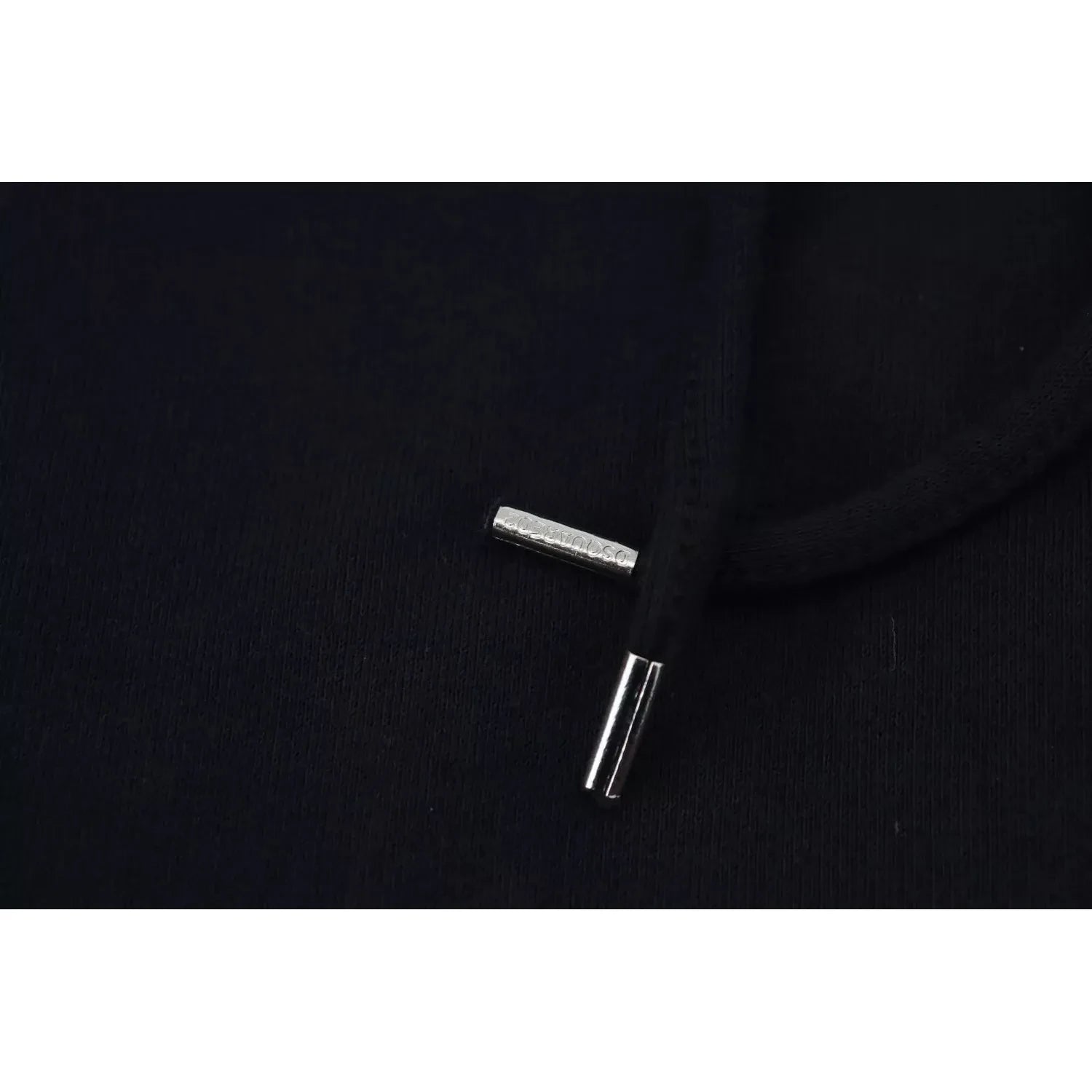 سترة بغطاء رأس من القطن المصبوغ باللون الأسود من Dsquared²