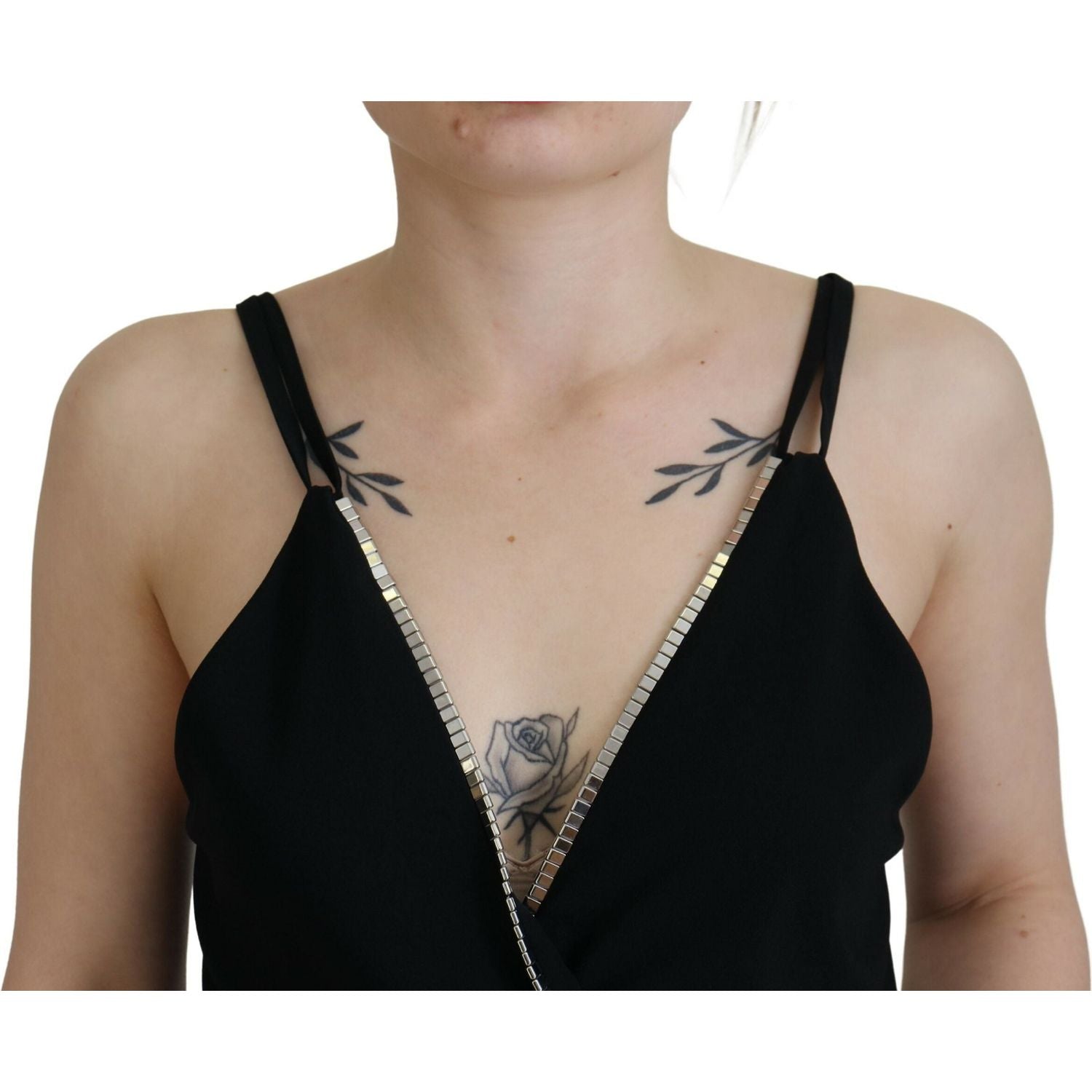 بلوزة بدون أكمام بفتحة رقبة على شكل حرف V من Dsquared² باللون الأسود