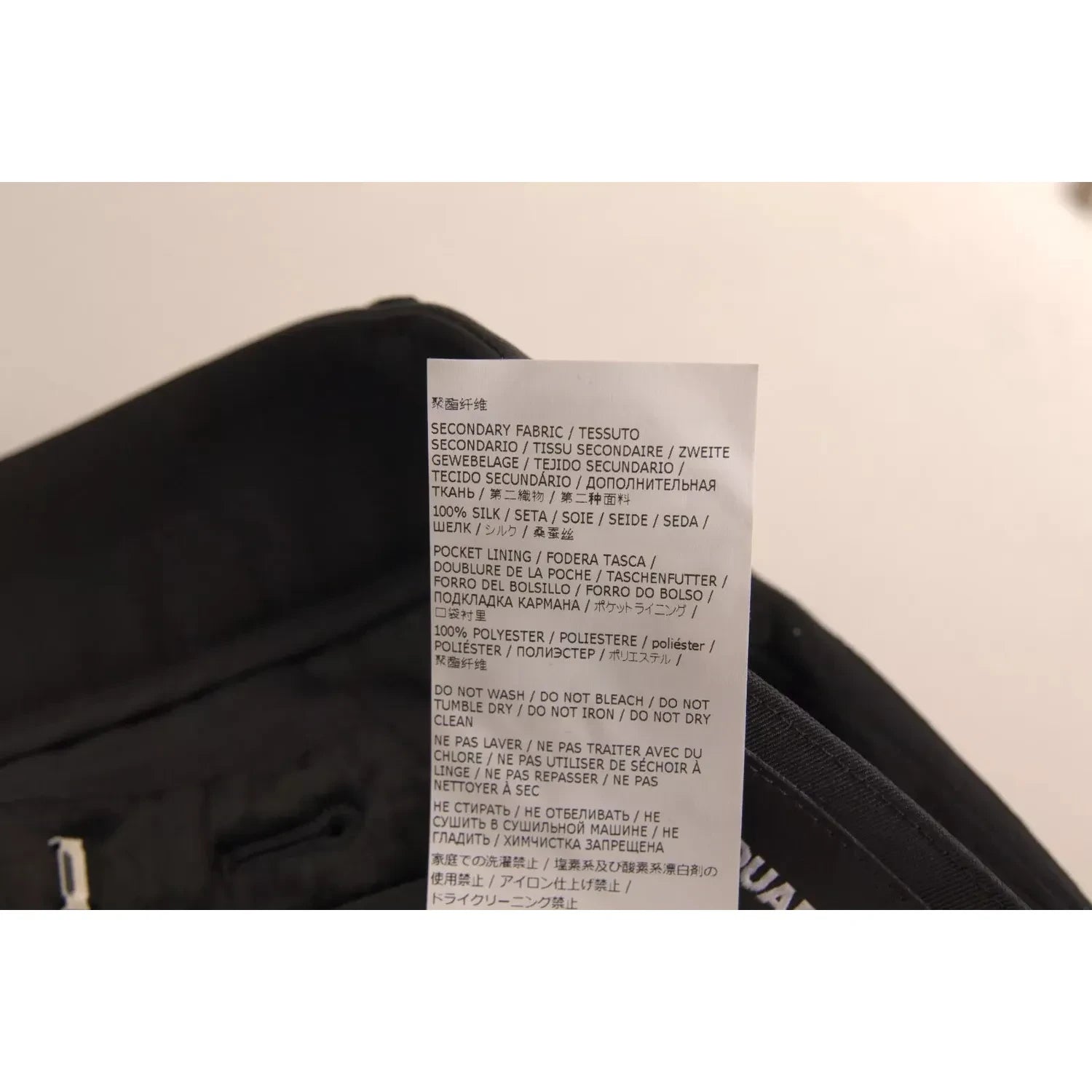 بنطلون Dsquared² أسود من الفيسكوز ذو الخصر العالي