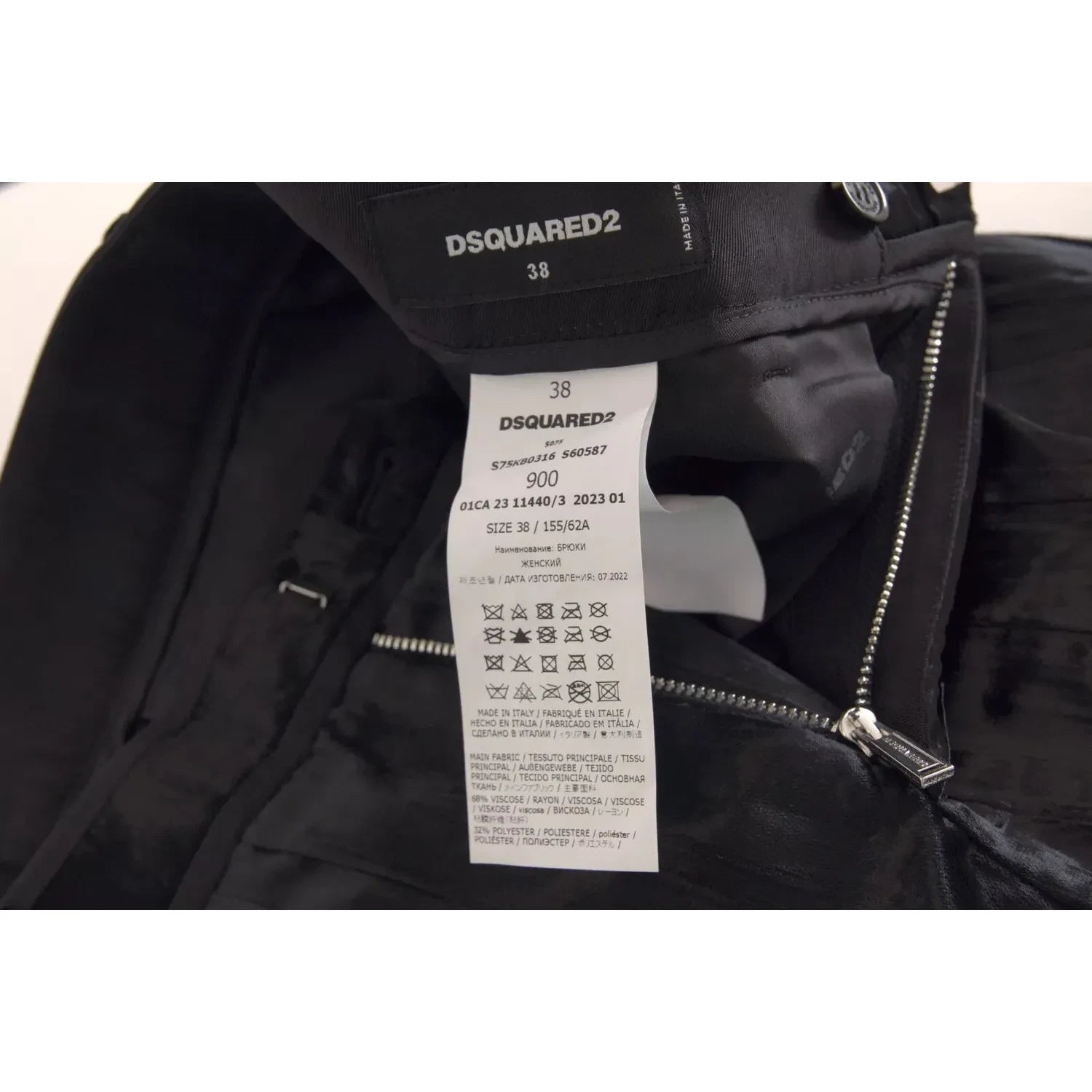 بنطلون Dsquared² أسود من الفيسكوز ذو الخصر العالي