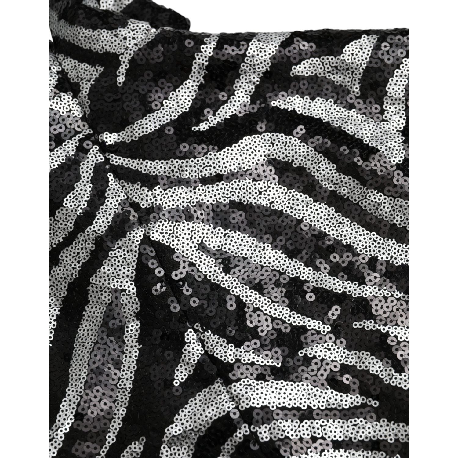 سترة من البوليستر باللون الأسود والفضي من دولتشي آند غابانا