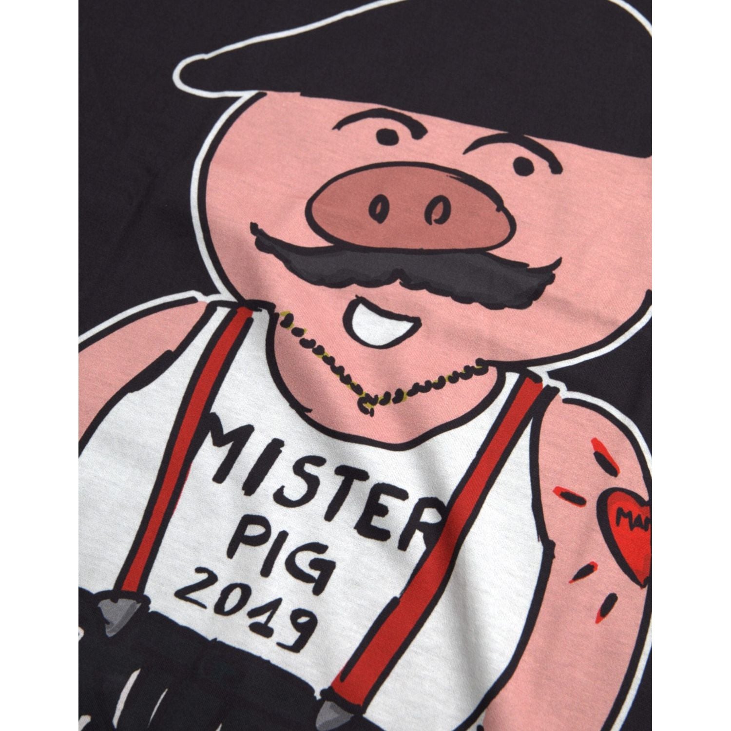 تي شيرت دولتشي آند غابانا قطني أسود بطبعة عام الخنزير 2019