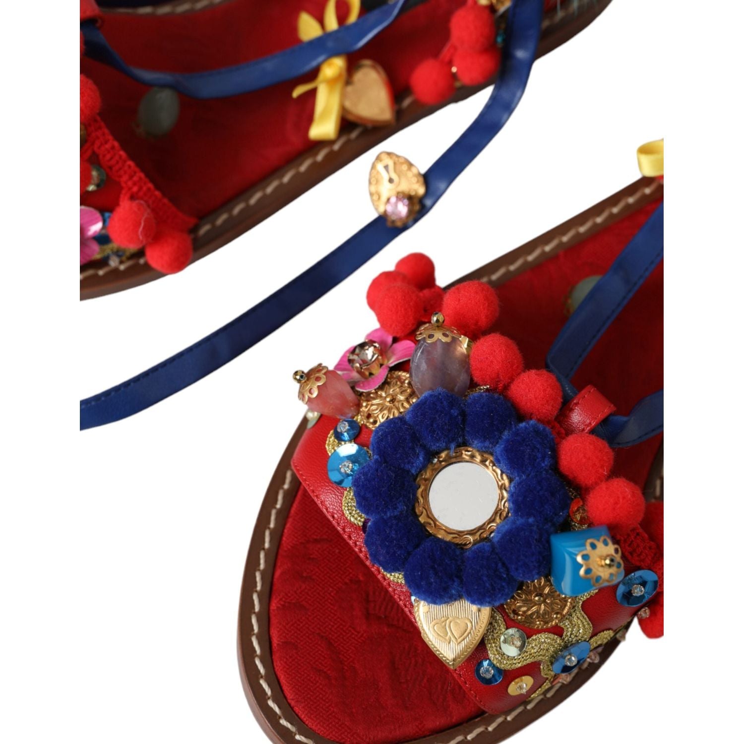 صندل من الفرو متعدد الألوان من دولتشي آند غابانا