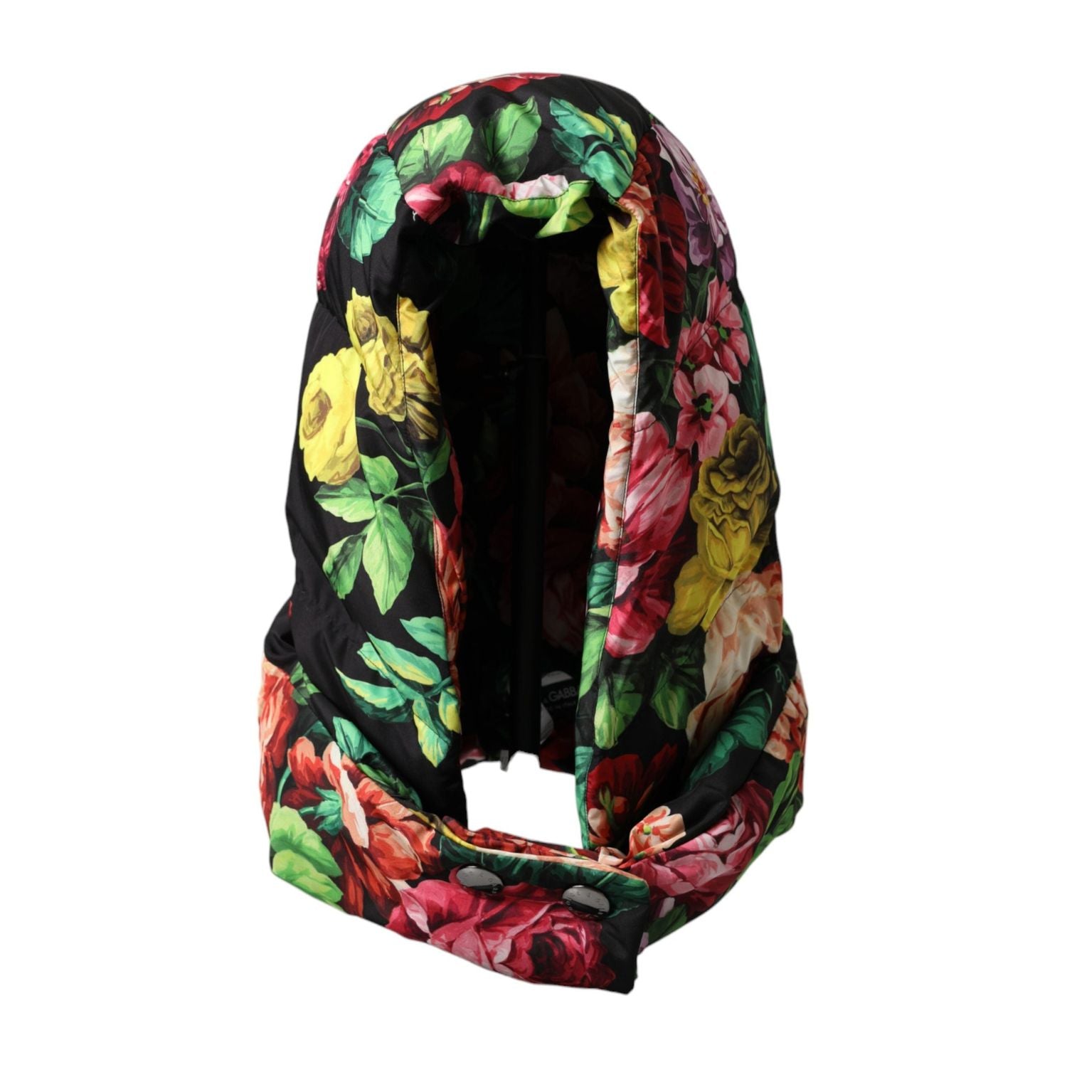 Front view with bag zipped and handles upright.