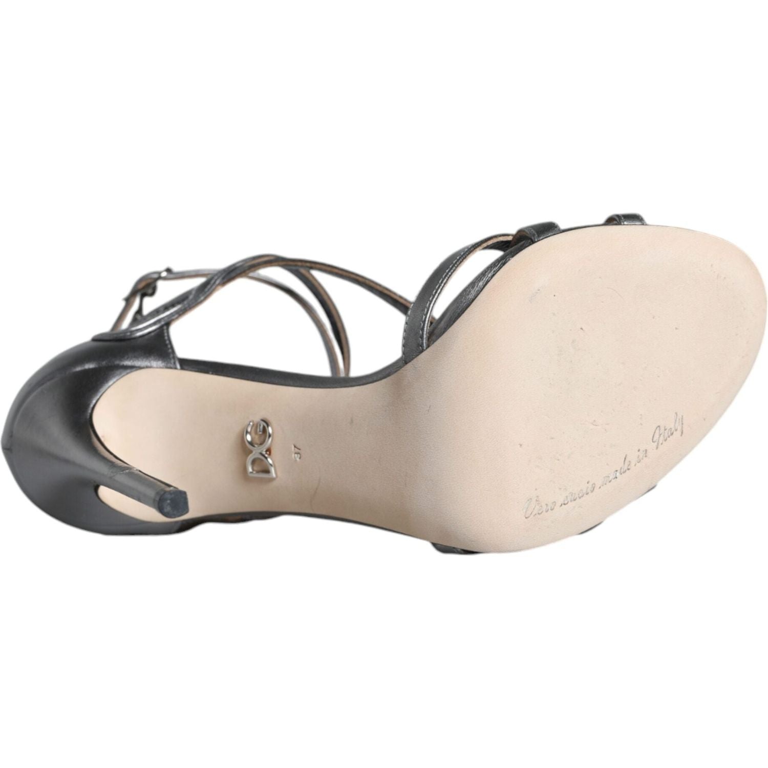 حذاء كعب عال كيرا فضي من دولتشي آند غابانا مصنوع من الجلد