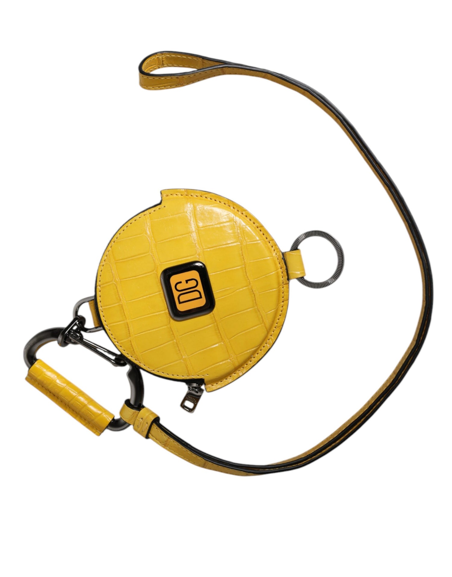 Front view with bag zipped and handles upright.