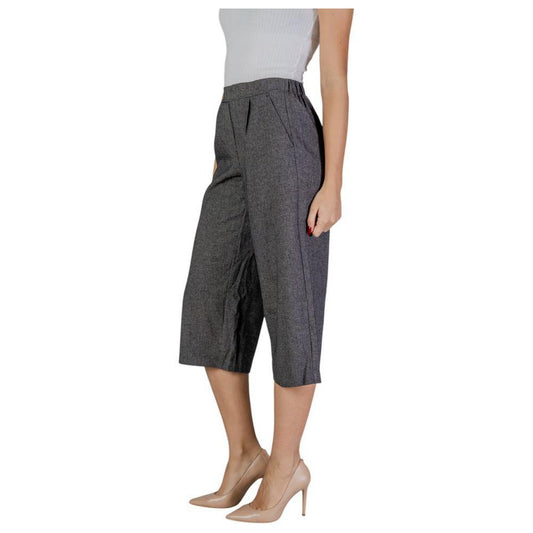 Vero Moda Black And White Polyester Cropped Pant VE-15818902438-42/30