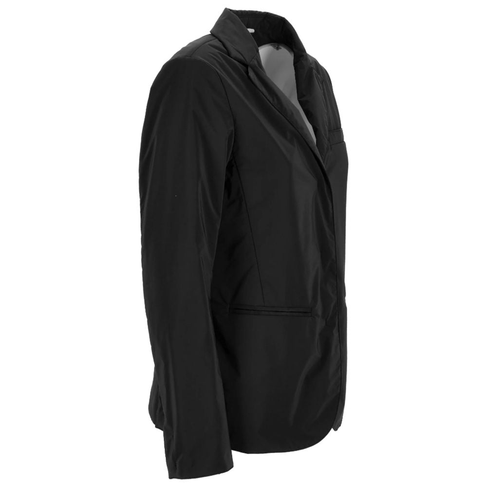 Front view with bag zipped and handles upright.