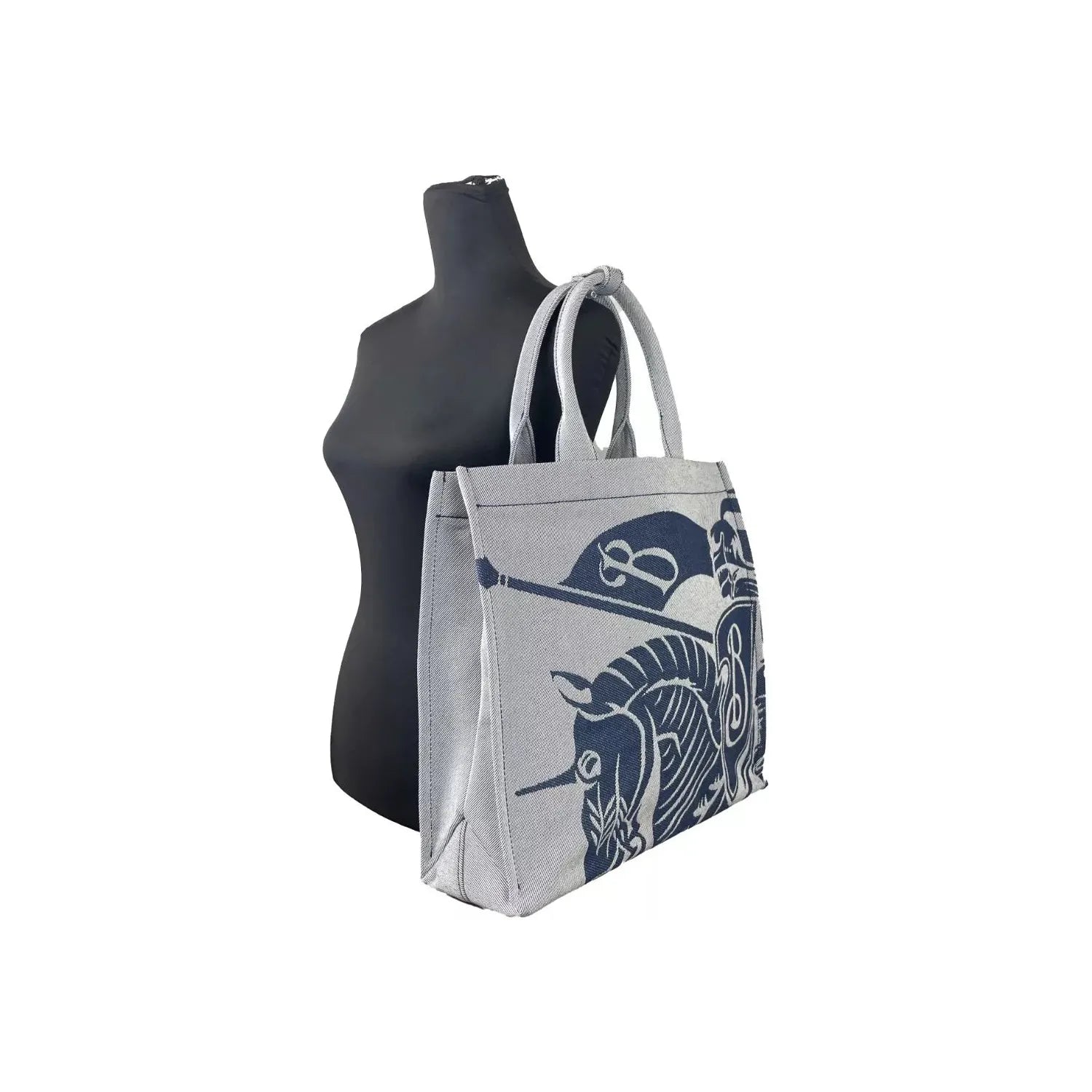 Front view with bag zipped and handles upright.