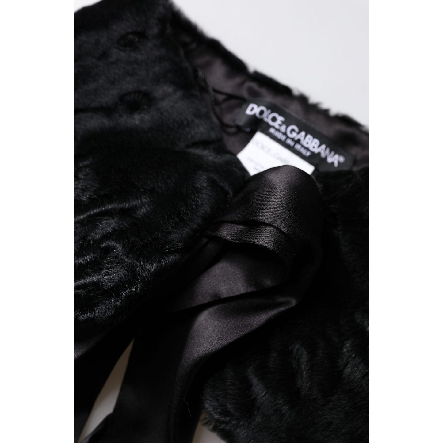 Dolce & Gabbana Black Lamb Fur Women Neck Warmer Winter Scarf MS7125-40