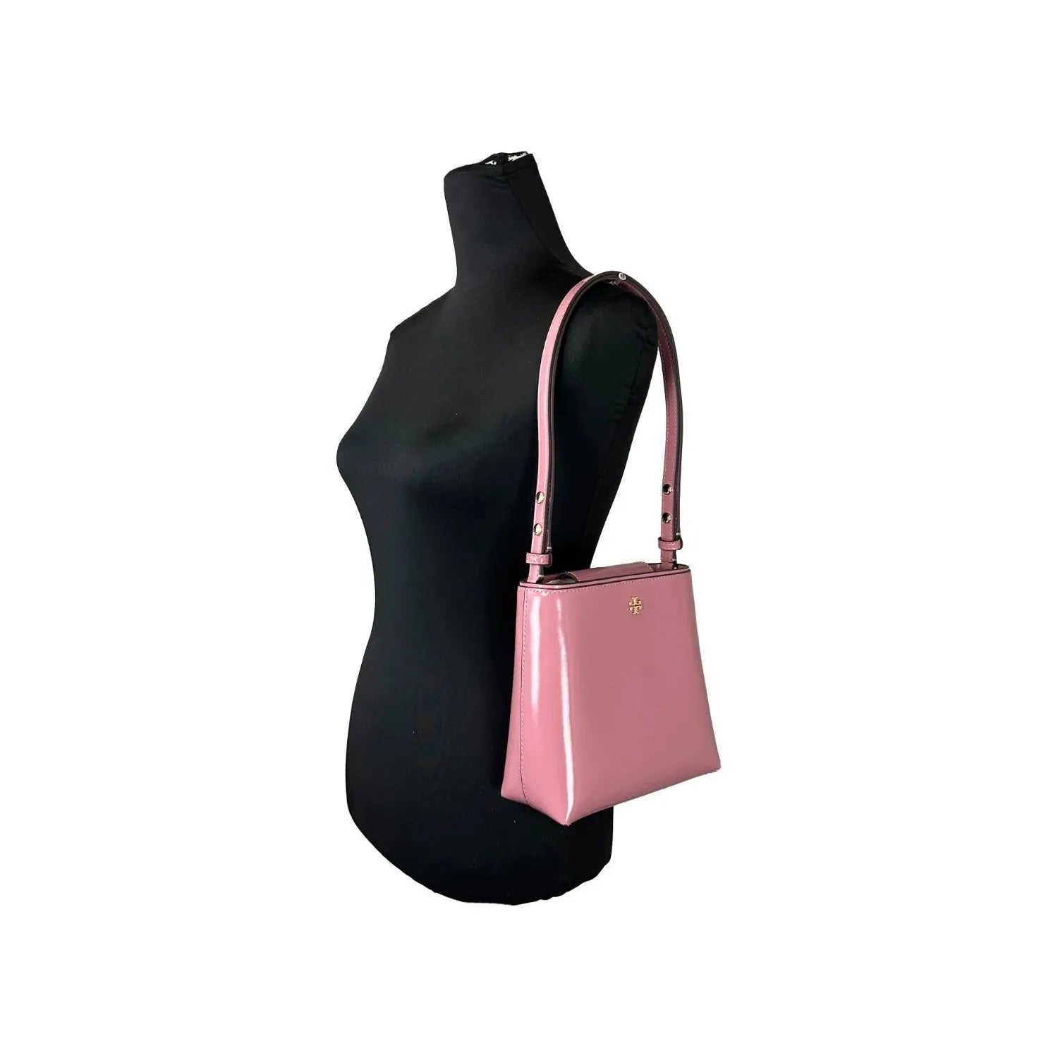 Front view with bag zipped and handles upright.