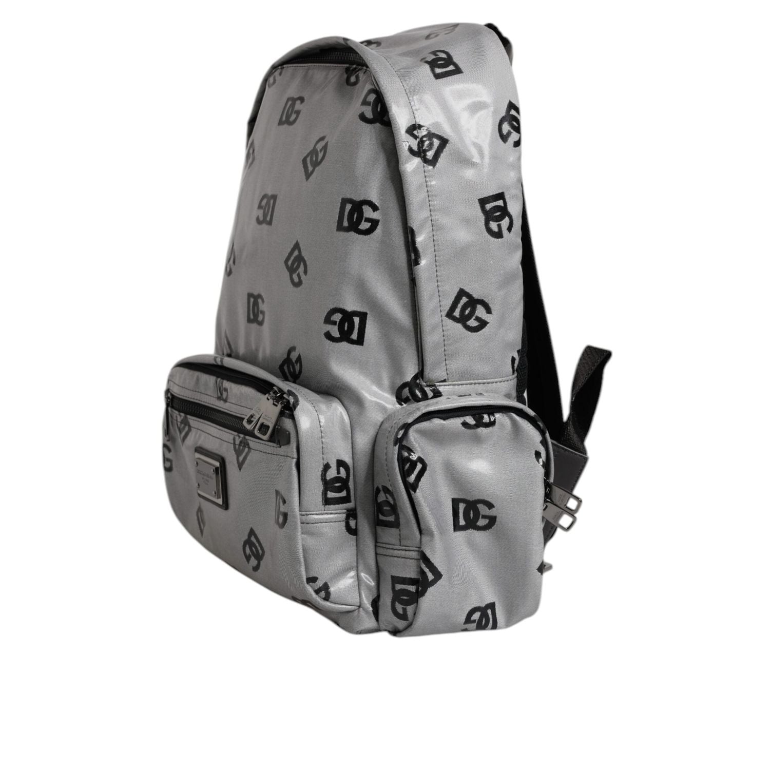 Front view with bag zipped and handles upright.