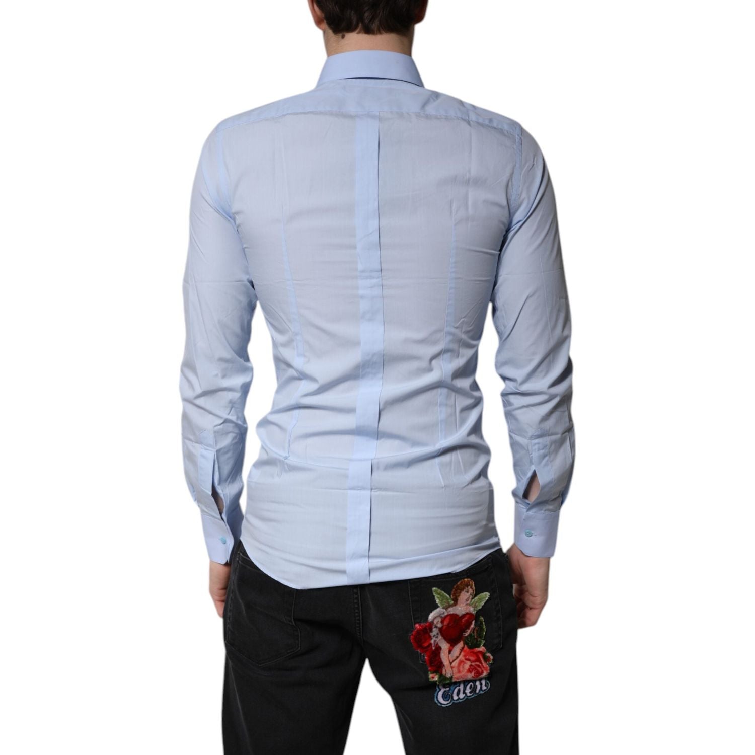 Front view with bag zipped and handles upright.