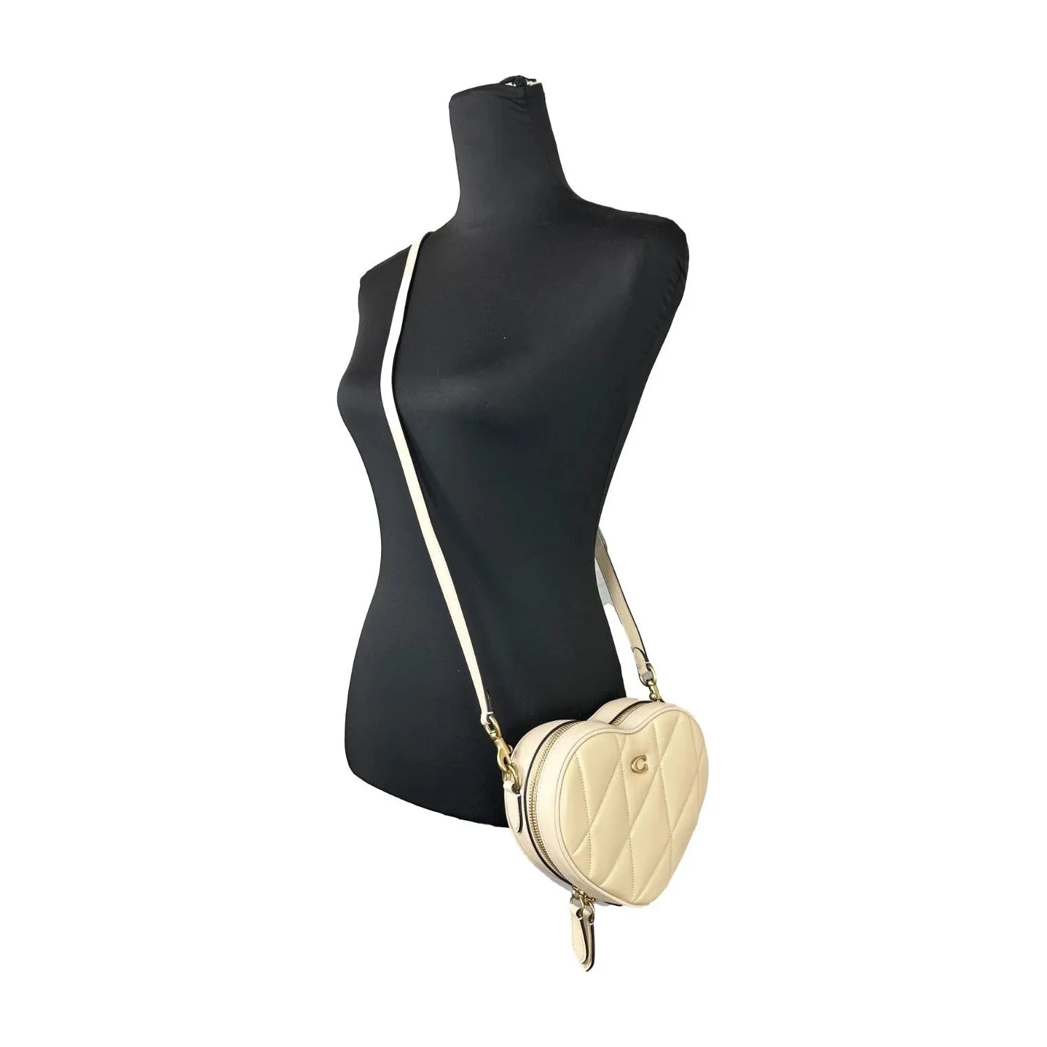 Front view with bag zipped and handles upright.
