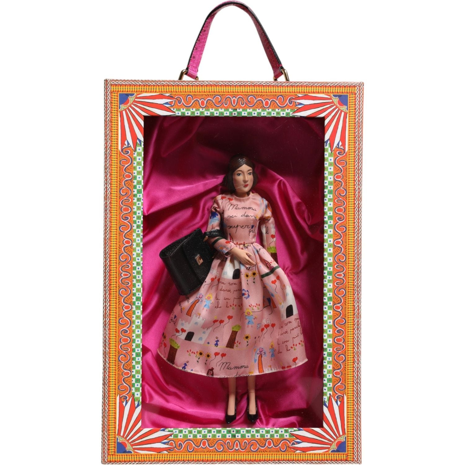 Front view with bag zipped and handles upright.