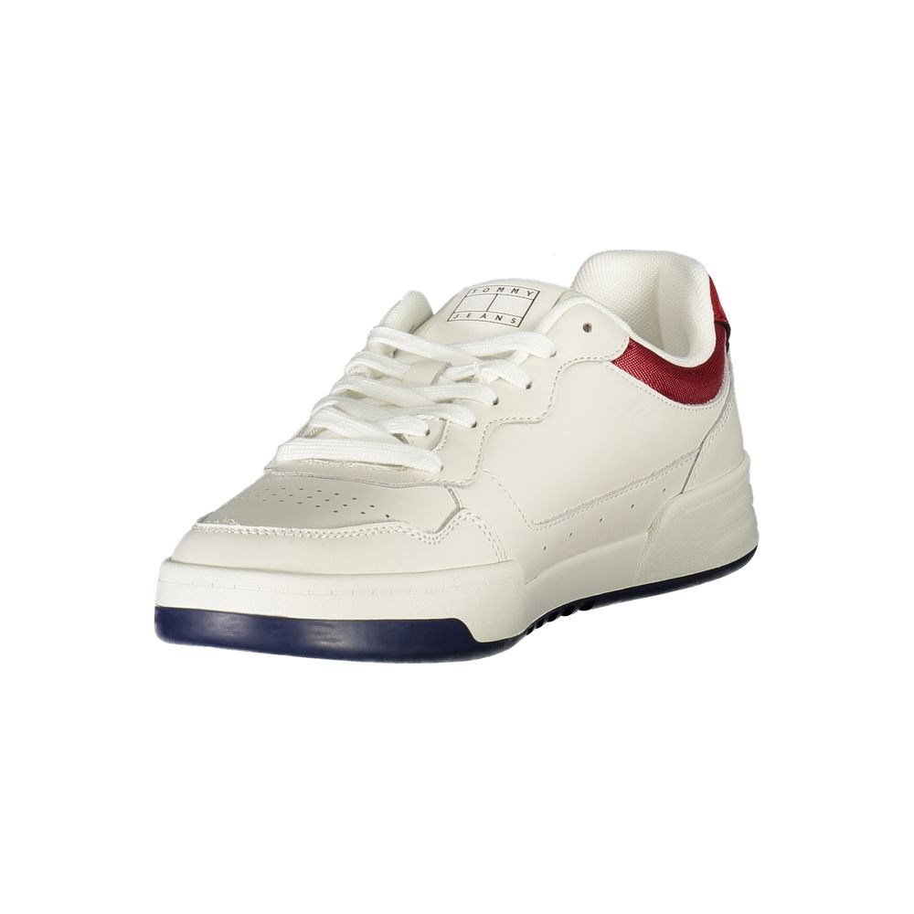 Tommy Hilfiger White Leather Men Sneaker with contrasting details, featuring a plush insole and iconic logo for sporty chic style.