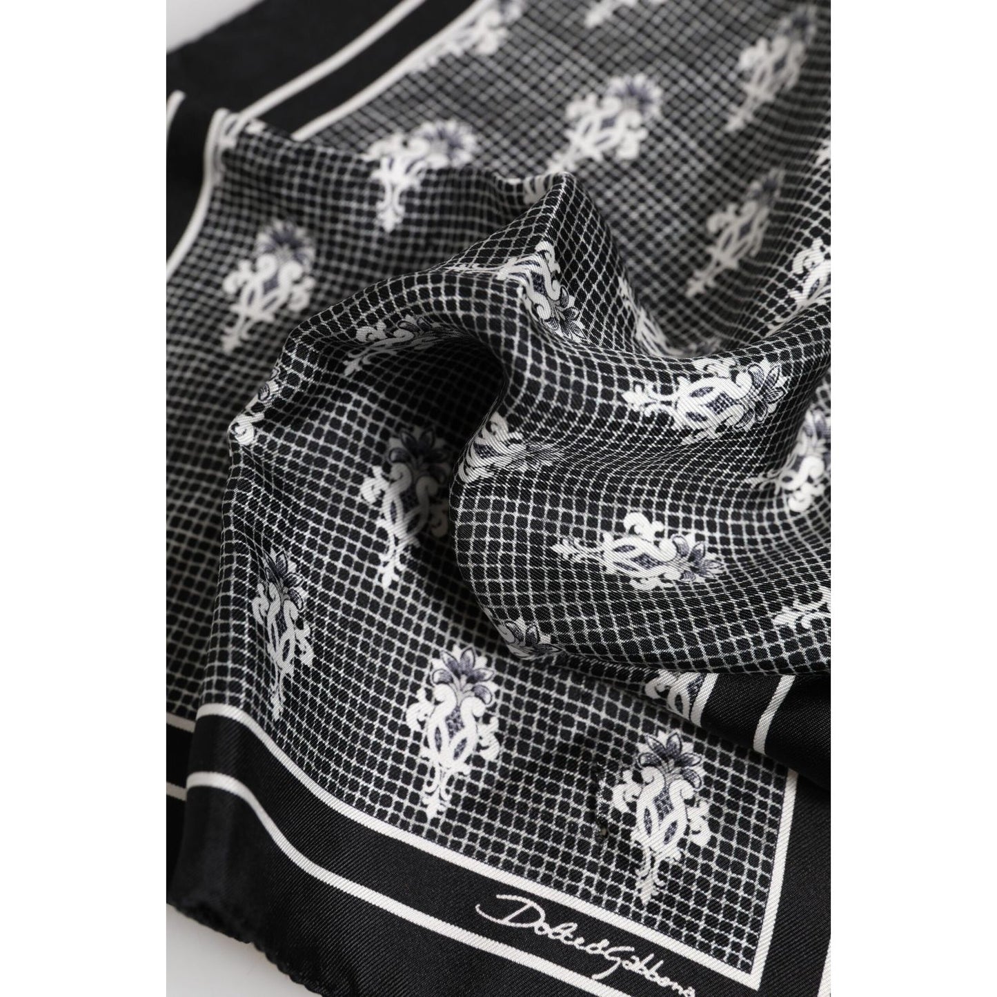 Dolce & Gabbana Black White Printed Square Foulard Scarf MS7241