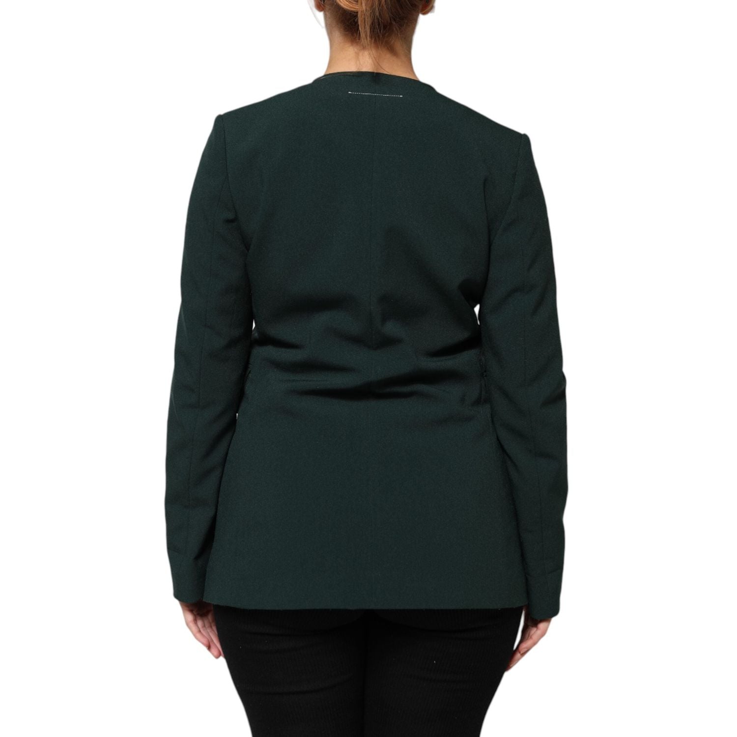 Front view with bag zipped and handles upright.