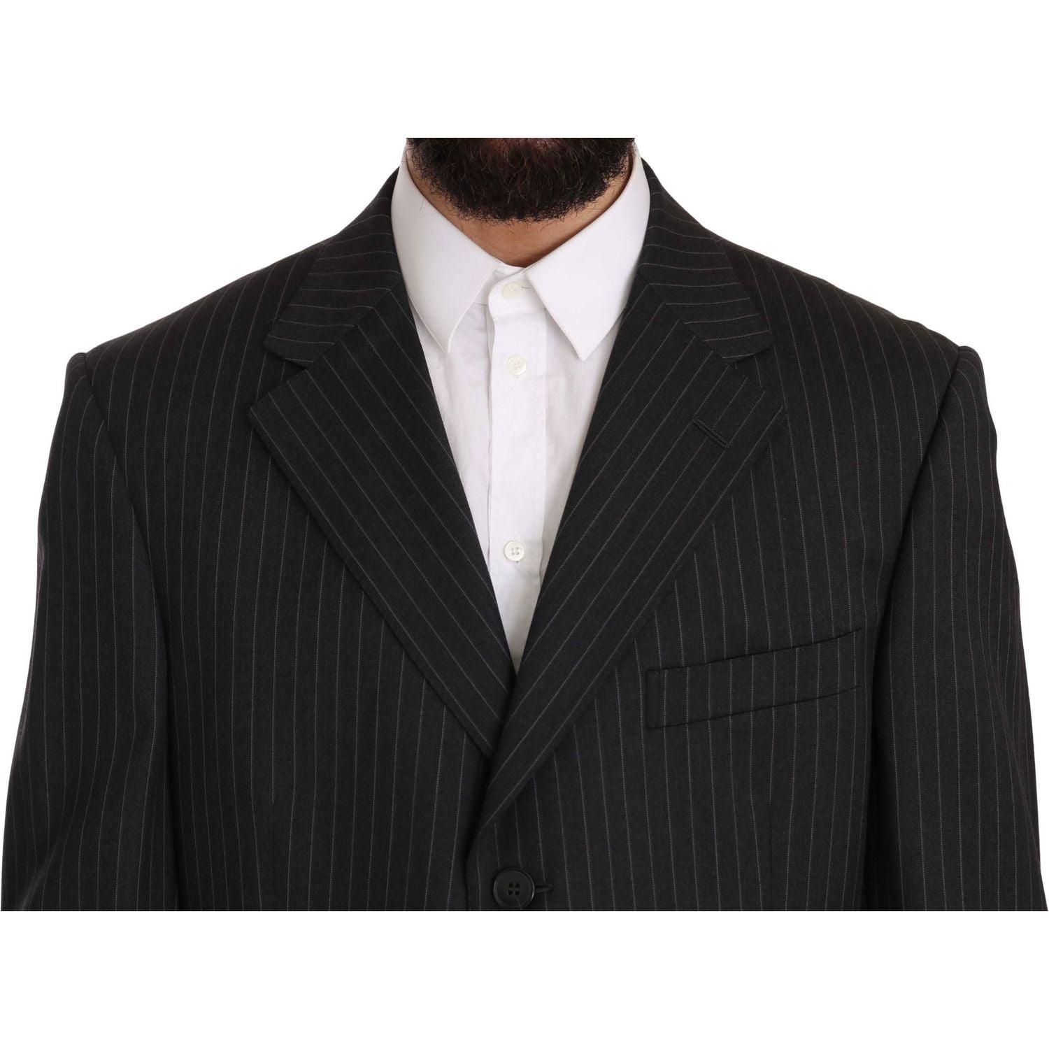 بدلة صوفية أنيقة مخططة باللون الأسود من Z ZEGNA