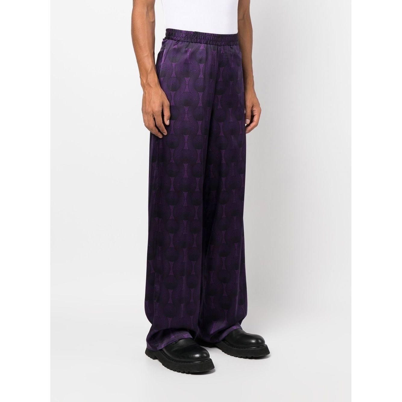 OZWALD BOATENG Trousers Purple