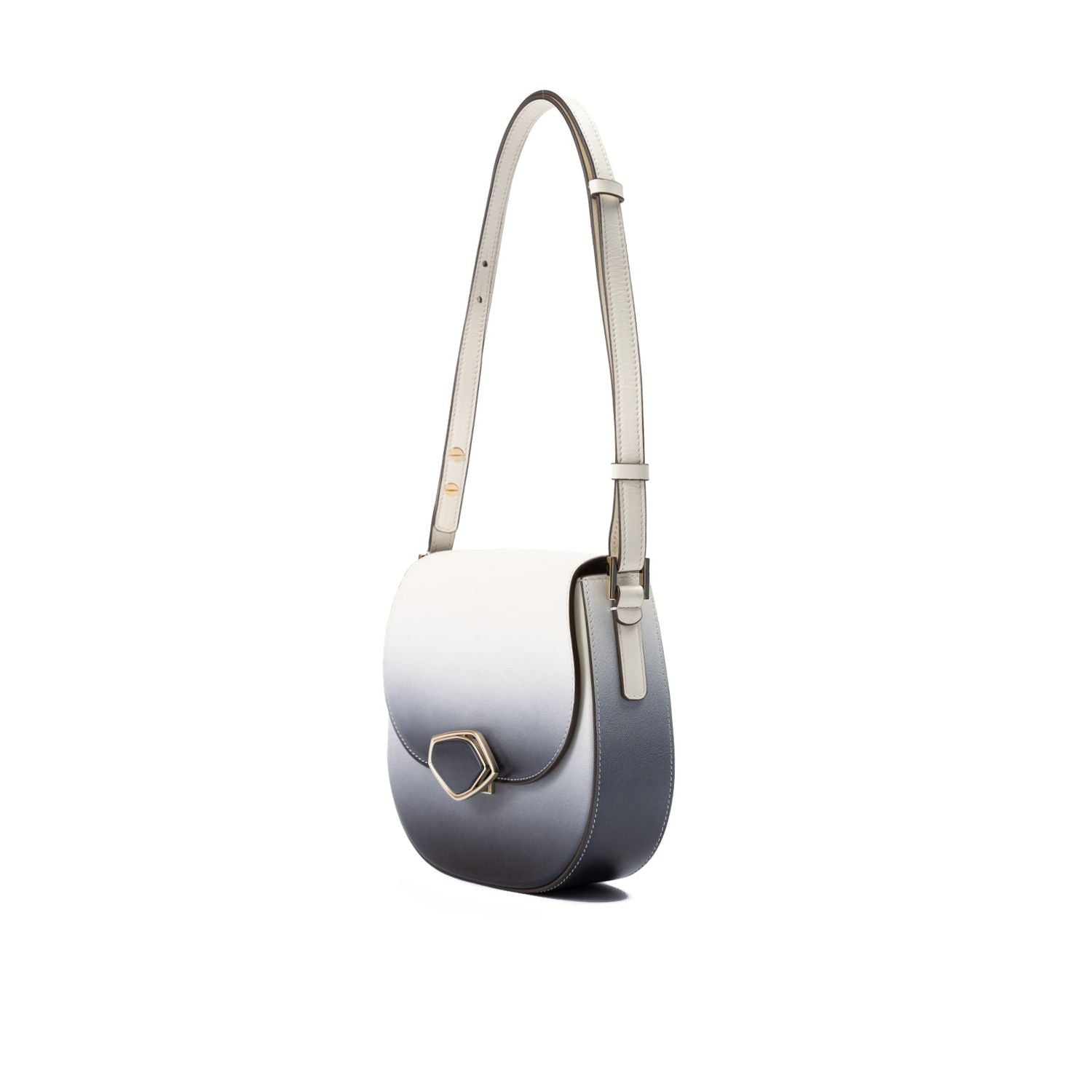 Front view with bag zipped and handles upright.